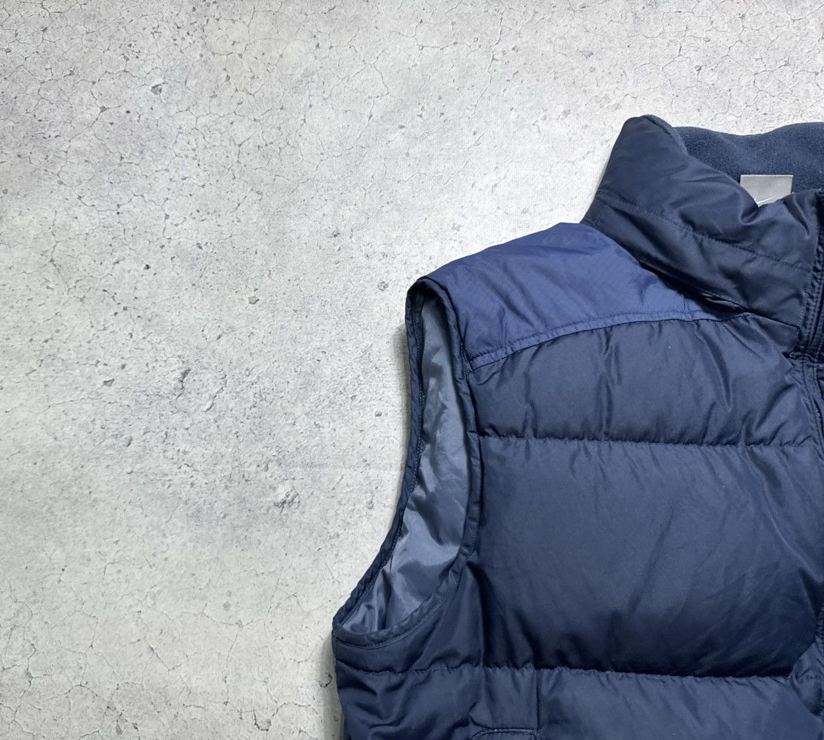 Nike Nike Vintage Down Puffer Vest Jacket Swoosh Drill Y2K Size US L / EU 52-54 / 3 - 5 Thumbnail