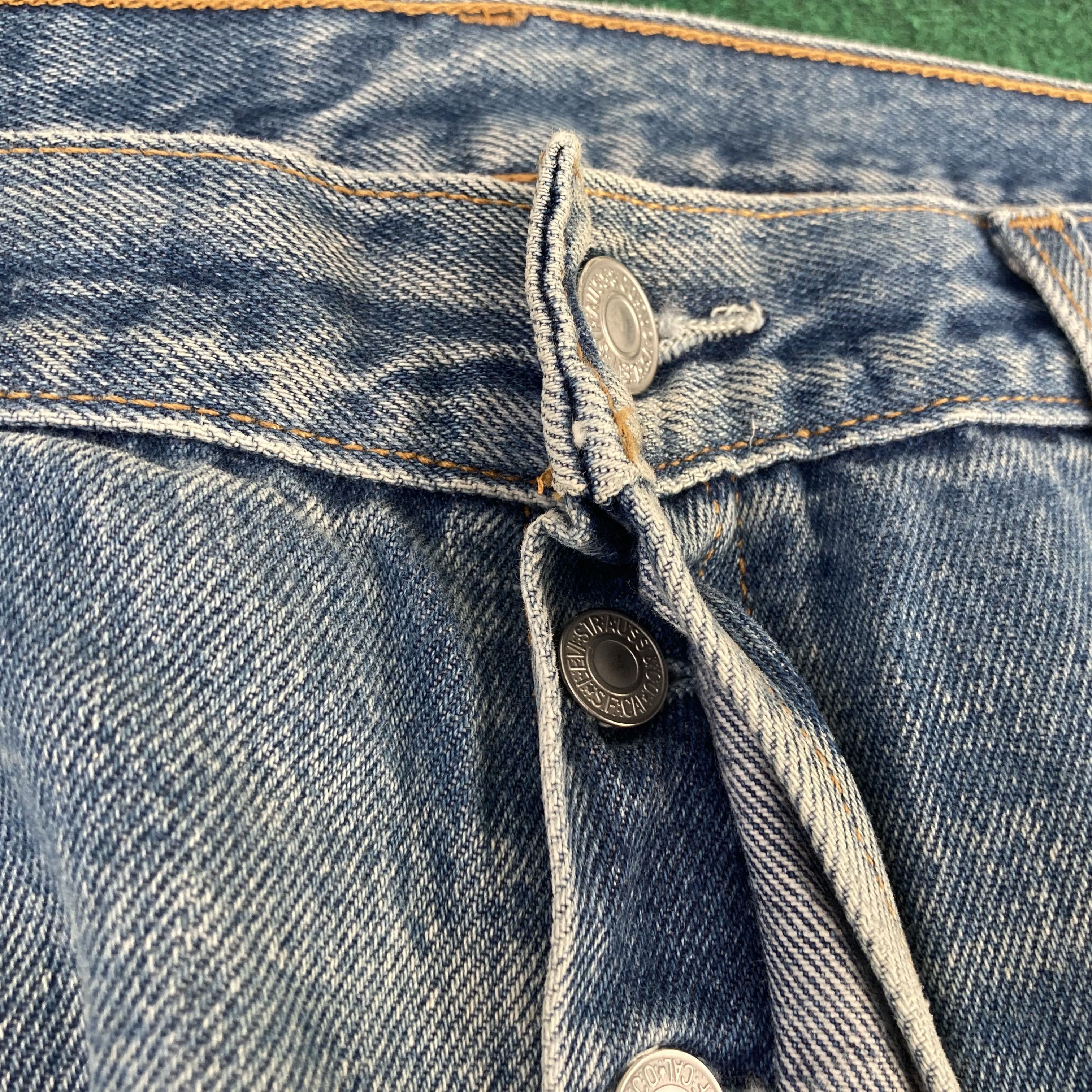 Levi's × Vintage 35x32 Vtg Levis 501 Faded Blue Ripped Punk Grunge Jeans Size US 35 - 5 Thumbnail