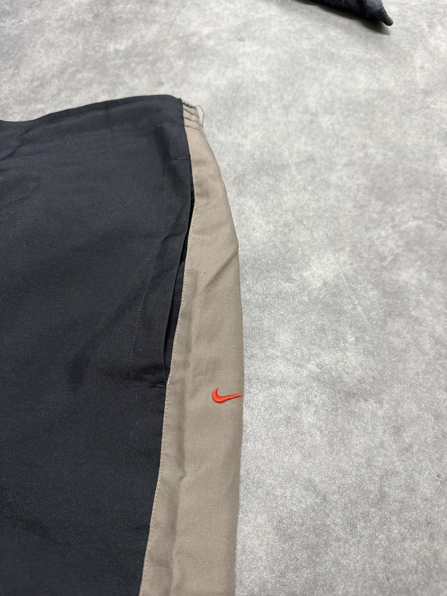 Nike Vintage Nike Side Stripe Track Pants - Black/Tan Size US 34 / EU 50 - 6 Thumbnail