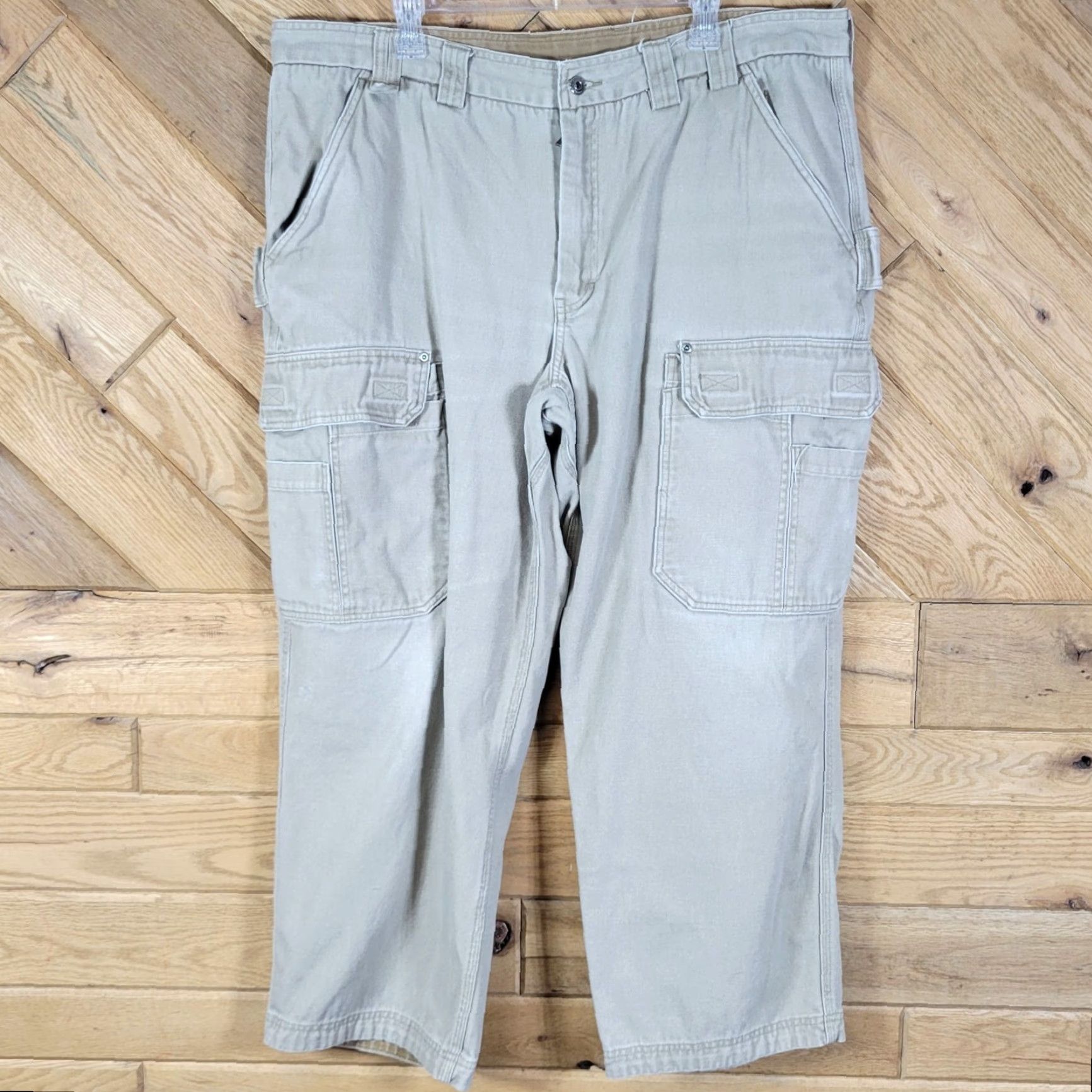 Vintage Duluth Trading Mens Cargo Pants Size 42X30 Beige Workwear Cargo Pants Mens 42 Beige Size US 42 / EU 58 - 2 Thumbnail
