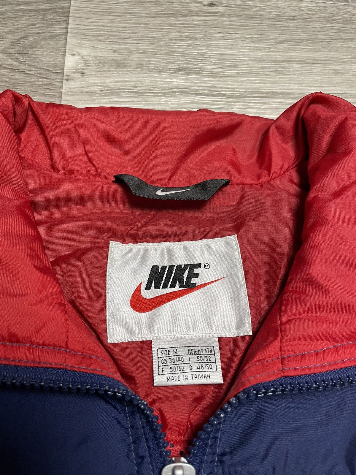 Nike Vintage 90s Nike Big Swoosh Logo Nylon Jacket Size US M / EU 48-50 / 2 - 15 Thumbnail