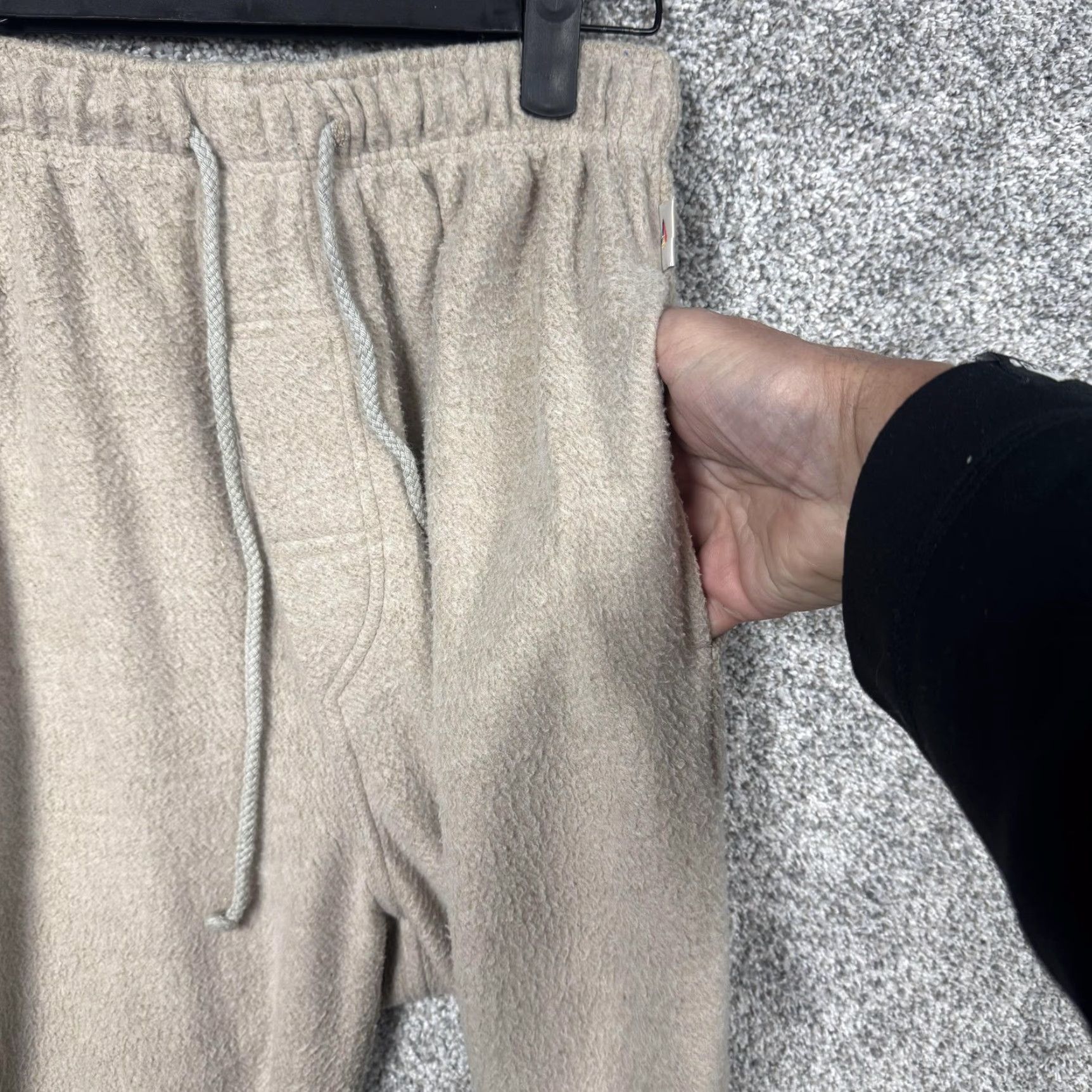 Express VINTAGE Express Athletique Sweatpants Mens M Tan Beige Lounge 90s Joggers Pockets Elastic Waist Drawstring Fleece Size US 31 - 7 Thumbnail