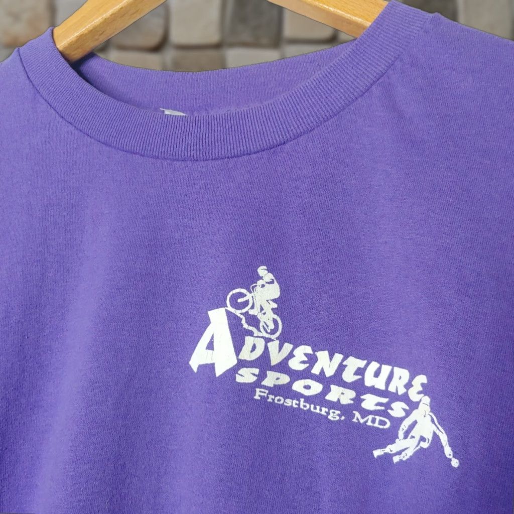 Vintage VINTAGE Hanes Heavyweight Adventure Sports Shirt Men Large Purple Short Sleeve Crew Neck Ski Bike Frostburg MD 90s Size US L / EU 52-54 / 3 - 1 Thumbnail