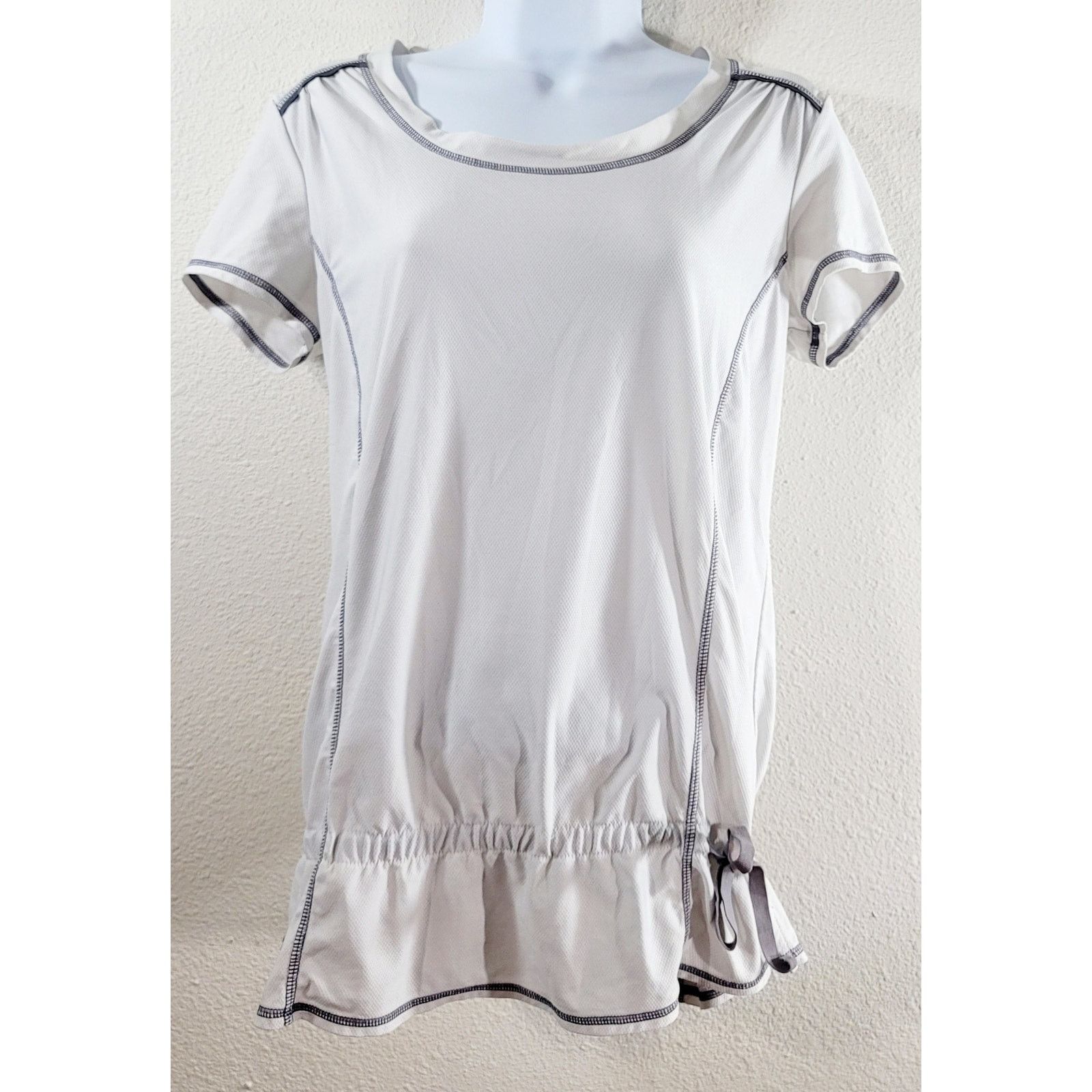 Other Athleta White Wick-It Run Tunic Shirt Top Small Lightweight Size S / US 4 / IT 40 - 1 Thumbnail