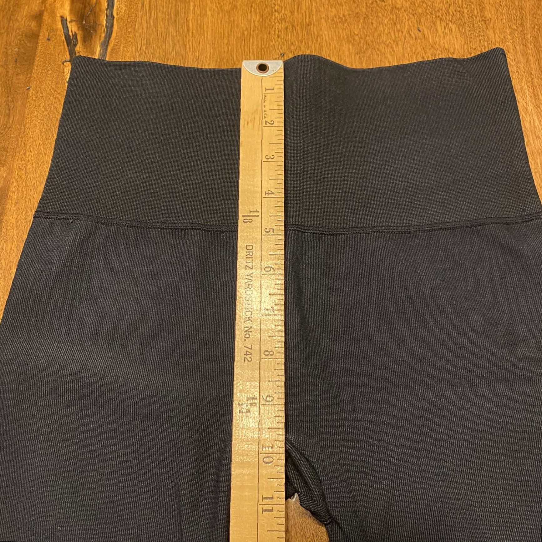 Spanx Spanx Leggings Women Medium BlackGray Ruffled High Waist 25x26 Athletic Activewear Workout Size 32" / US 10 / IT 46 - 5 Thumbnail