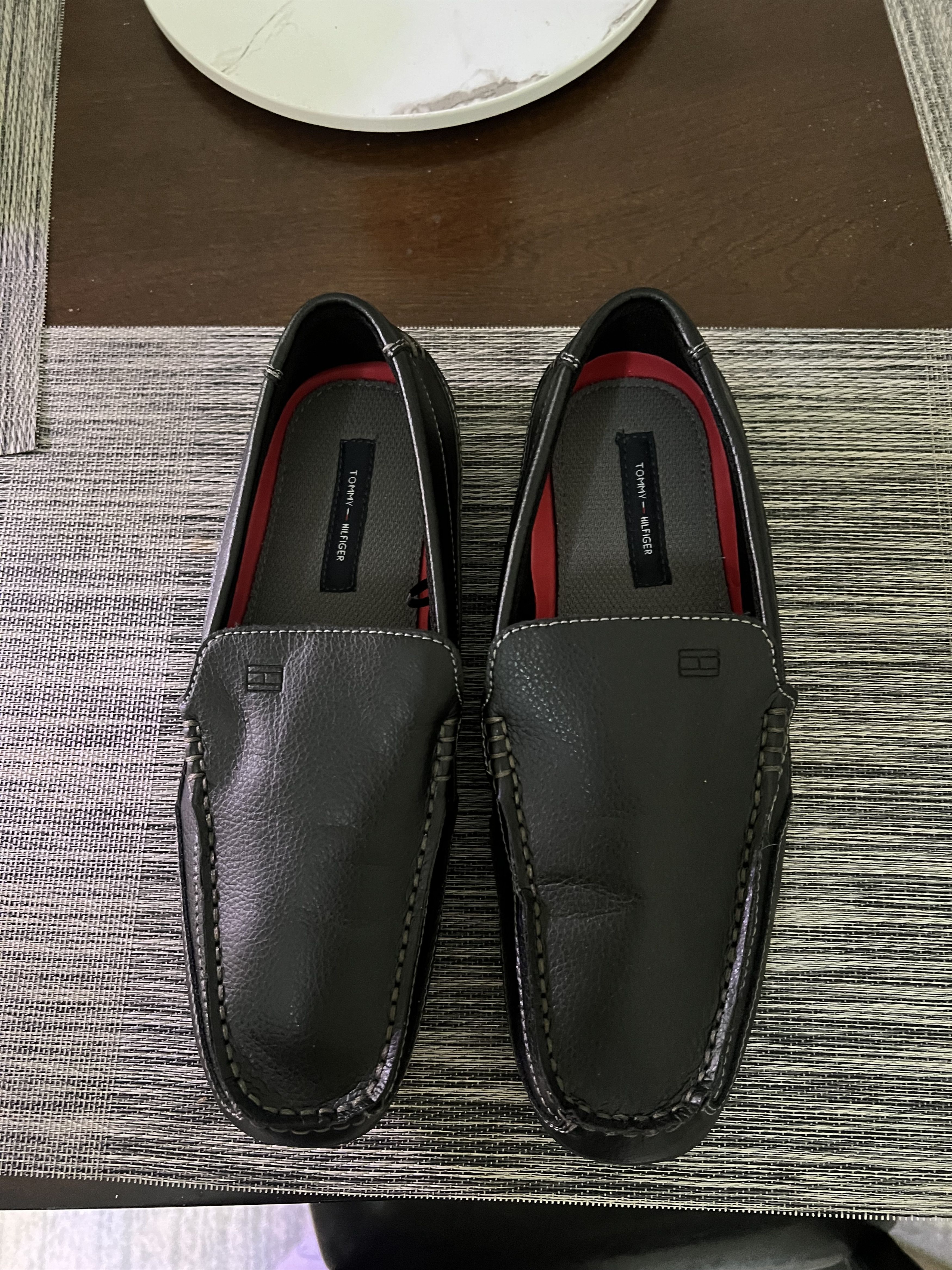 Tommy Hilfiger Mens black leather driving loafers Size US 9.5 / EU 42-43 - 1 Thumbnail
