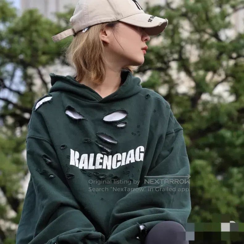 Balenciaga Balenciaga Military green logo letter printed hole design Size US M / EU 48-50 / 2 - 9 Thumbnail