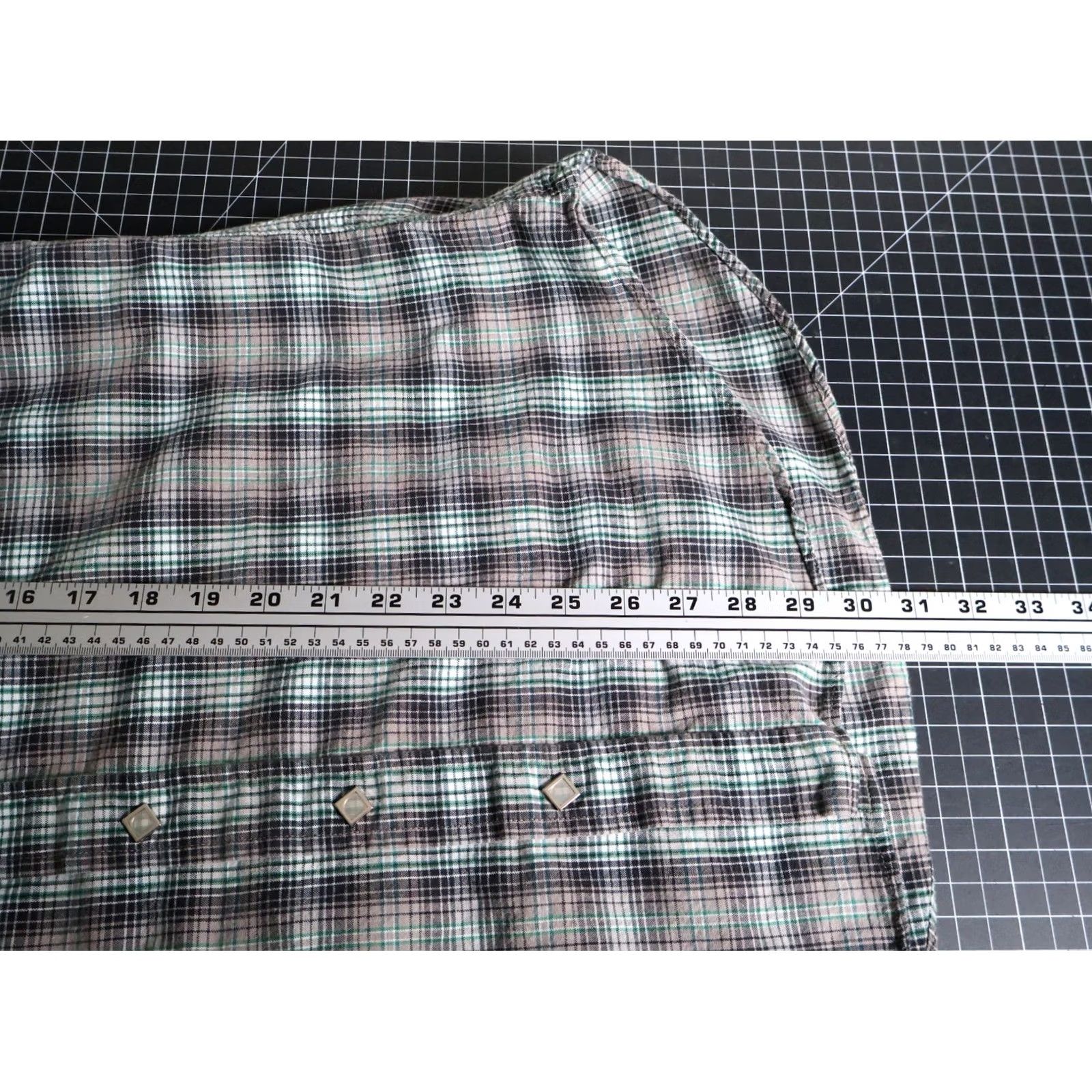 Vintage VINTAGE Cowboy Equipment Gray Green Plaid Diamond Pearl Snap Western Shirt Mens L Size US L / EU 52-54 / 3 - 7 Thumbnail