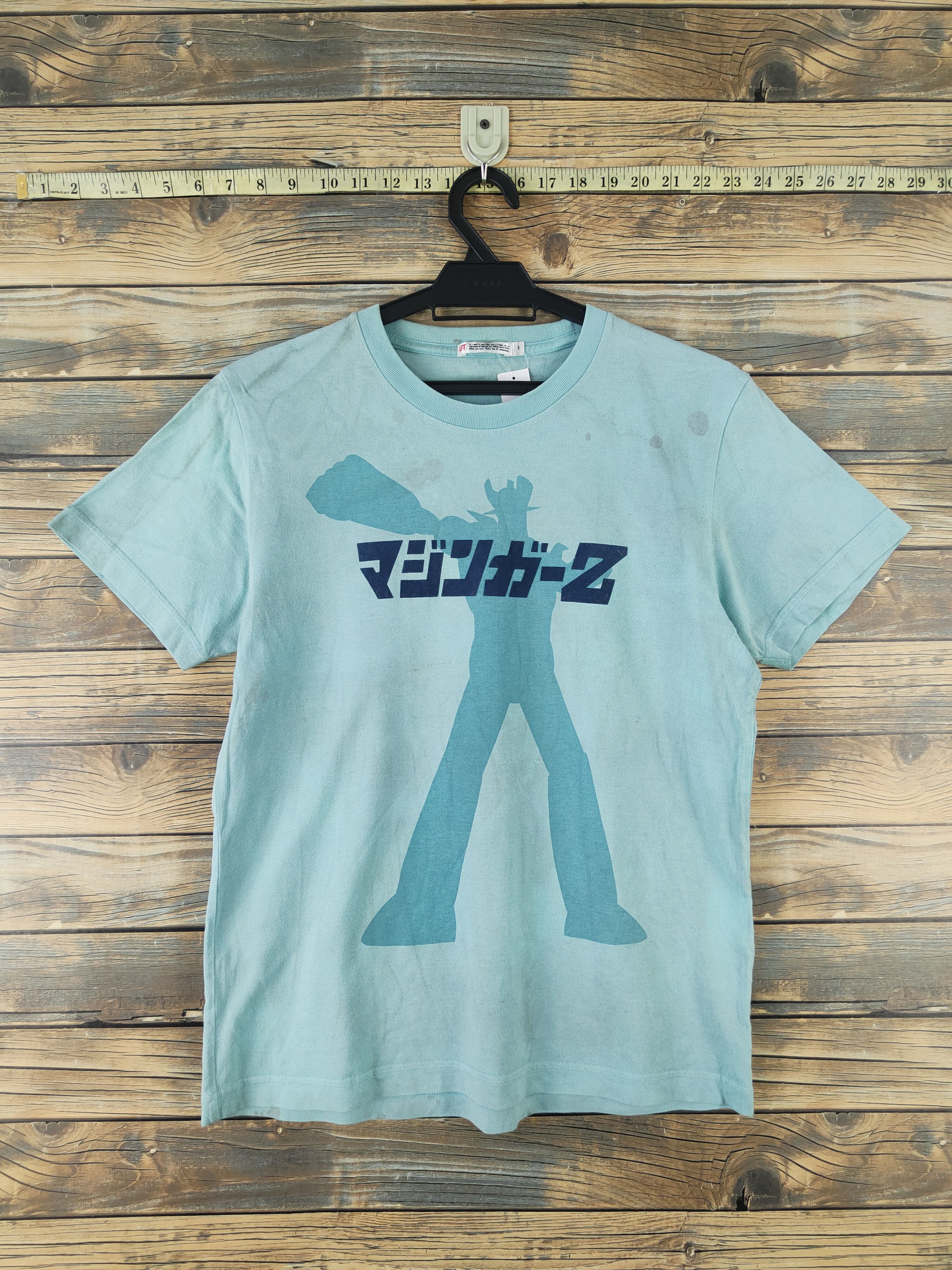 Anime DL Uniqlo anime japan Turquoise Short Sleeve T-shirt #2049 Size US S / EU 44-46 / 1 - 1 Thumbnail