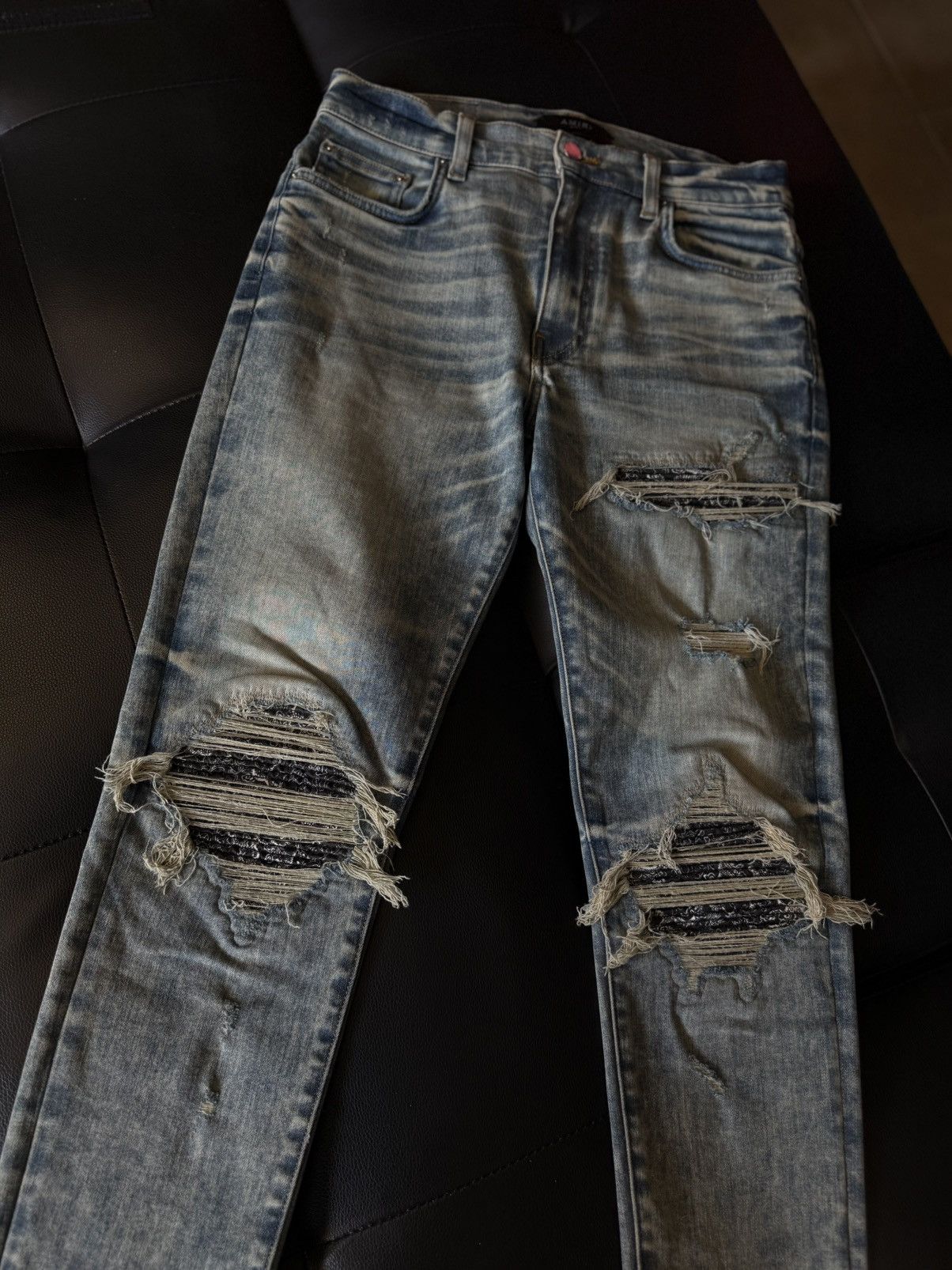 Amiri Amiri Blue Jeans Black Bandanna Patch Size 31 Flawless 🧼 Size US 31 - 4 Thumbnail