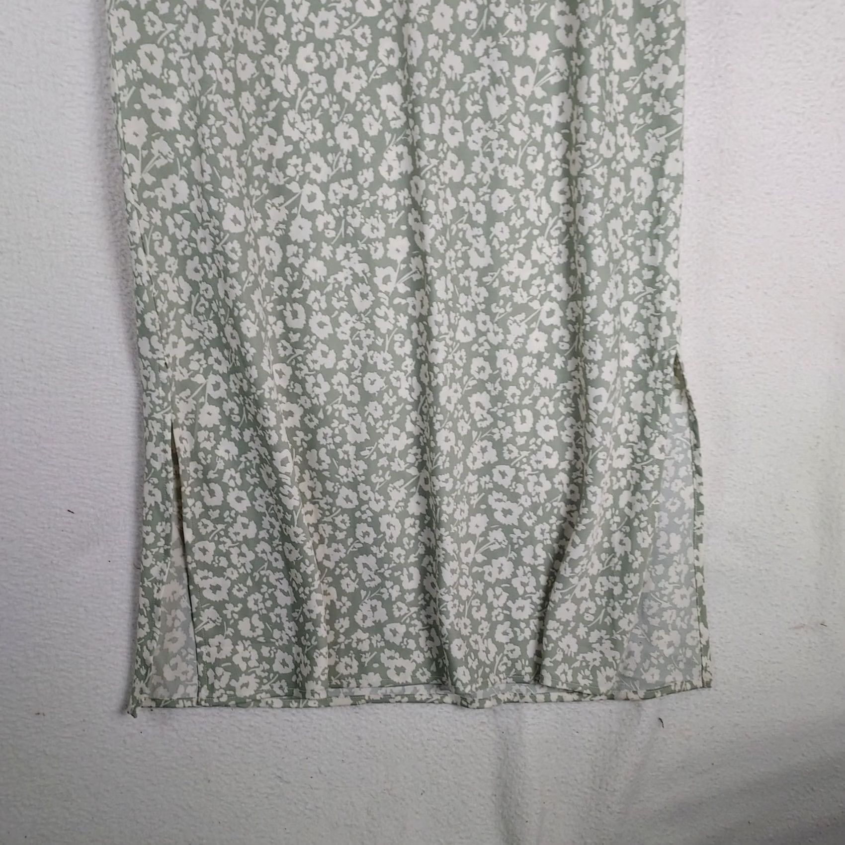 Vintage A New Day Women’s Floral Slip Dress Green White Midi Size M Dress Sleeveless Party/Cocktail Casual Size M / US 6-8 / IT 42-44 - 4 Thumbnail