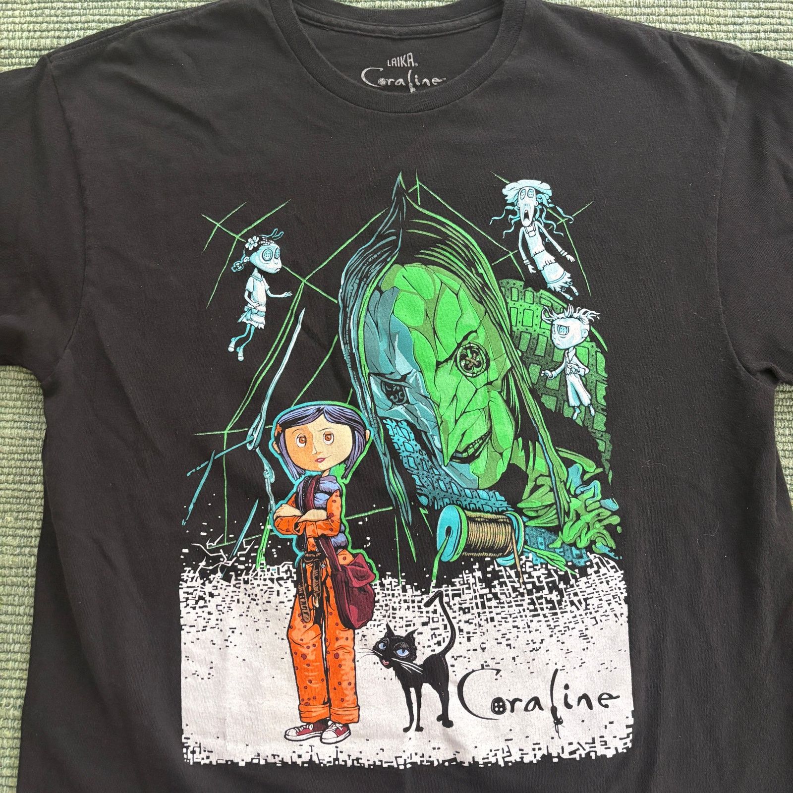 Other Laika Limited Print Coraline Movie Poster Tee Shirt Sz L Size US L / EU 52-54 / 3 - 3 Thumbnail