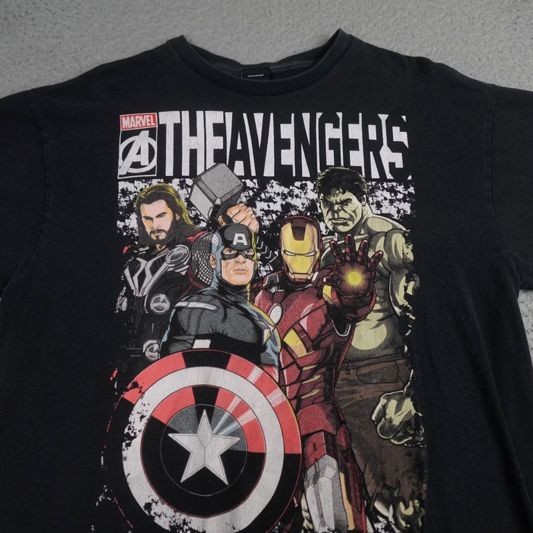 Vintage Marvel Avengers Shirt Mens XL Black Graphic Captain America Iron Man Mad Engine Size US XL / EU 56 / 4 - 4 Thumbnail