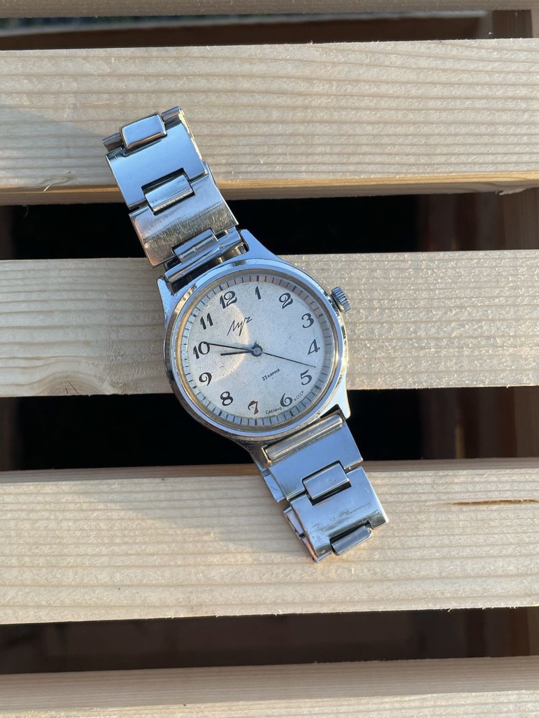 Vintage Vintage Watch Luch Mechanical Wristwatch 1980s Size ONE SIZE - 17 Thumbnail