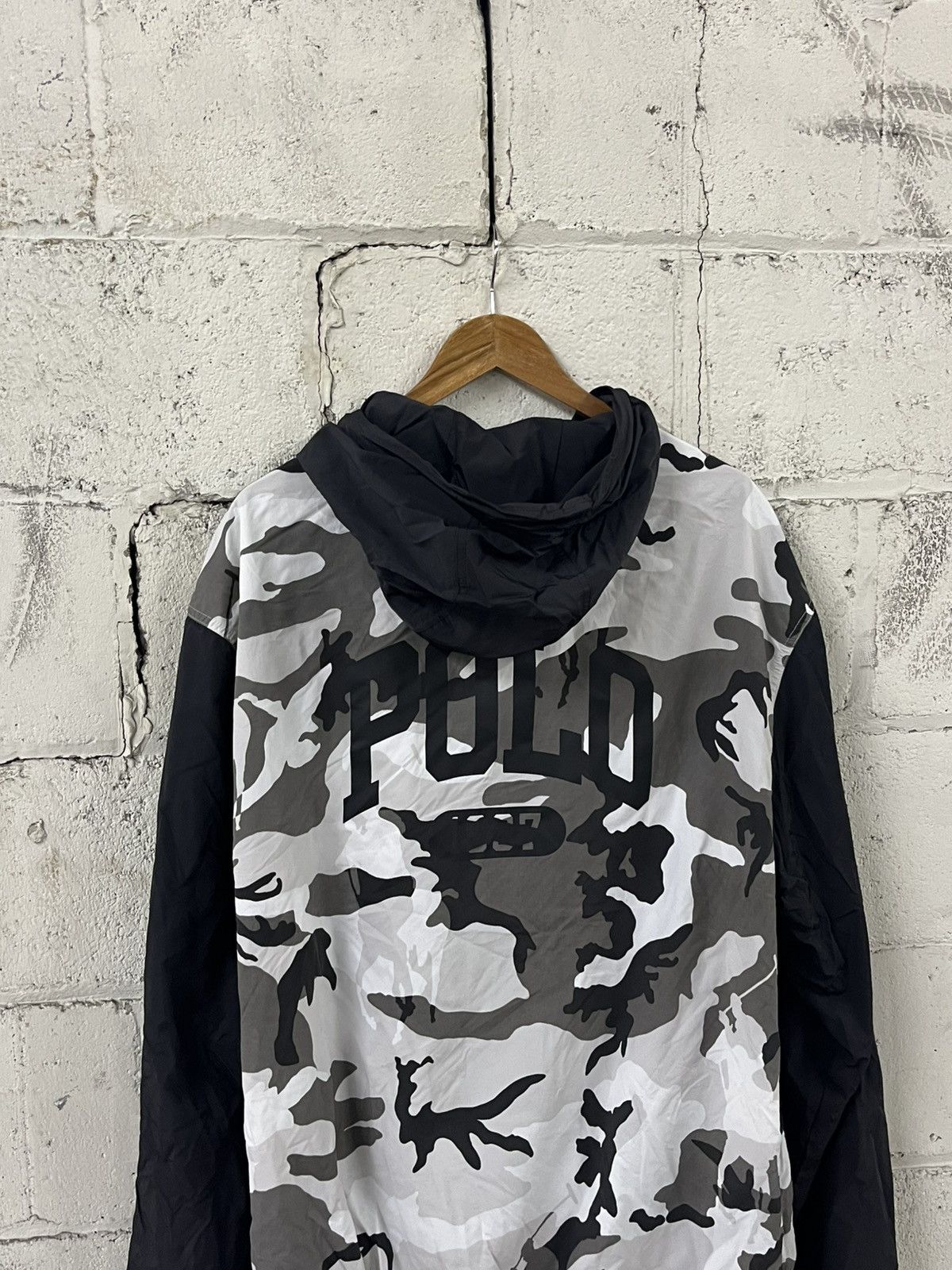 Polo Ralph Lauren Polo Ralph Lauren snow camo windbreaker lightweight jacket Size US XL / EU 56 / 4 - 4 Thumbnail