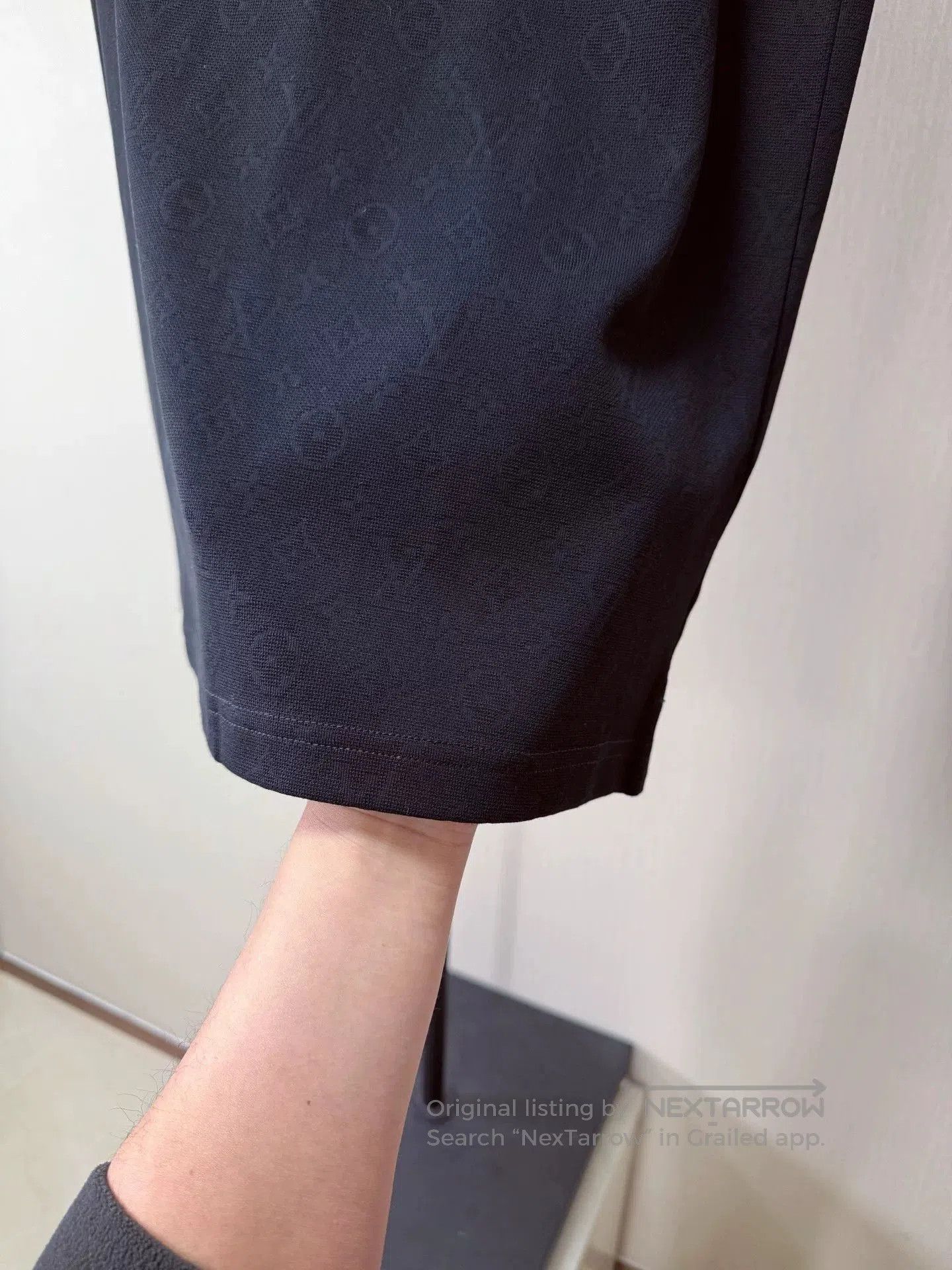 Louis Vuitton Louis Vuitton Black Short-Sleeve Polo. Size US L / EU 52-54 / 3 - 3 Thumbnail