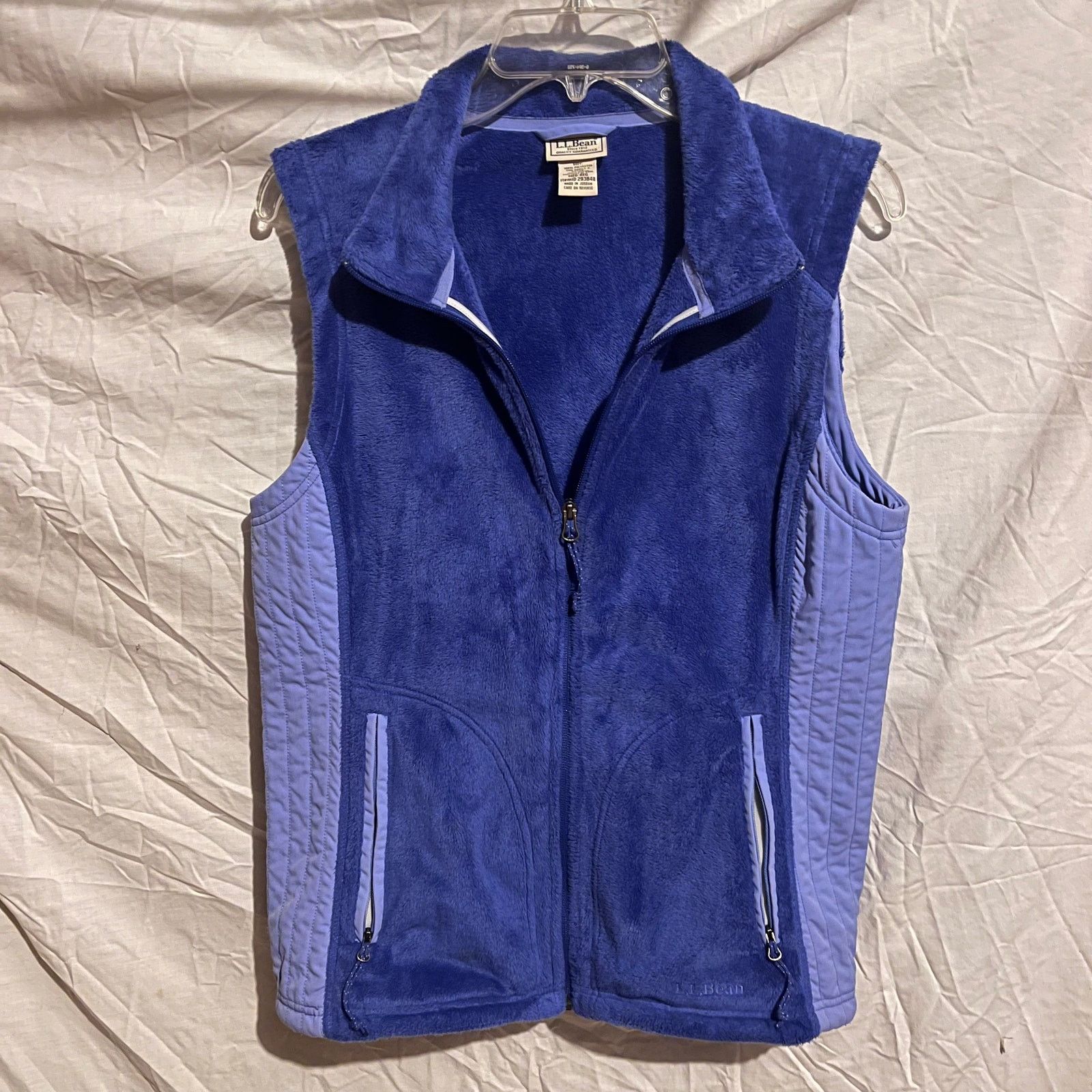 L.L. Bean Women’s Vest Item ID 293848 Size M / US 6-8 / IT 42-44 - 1 Thumbnail