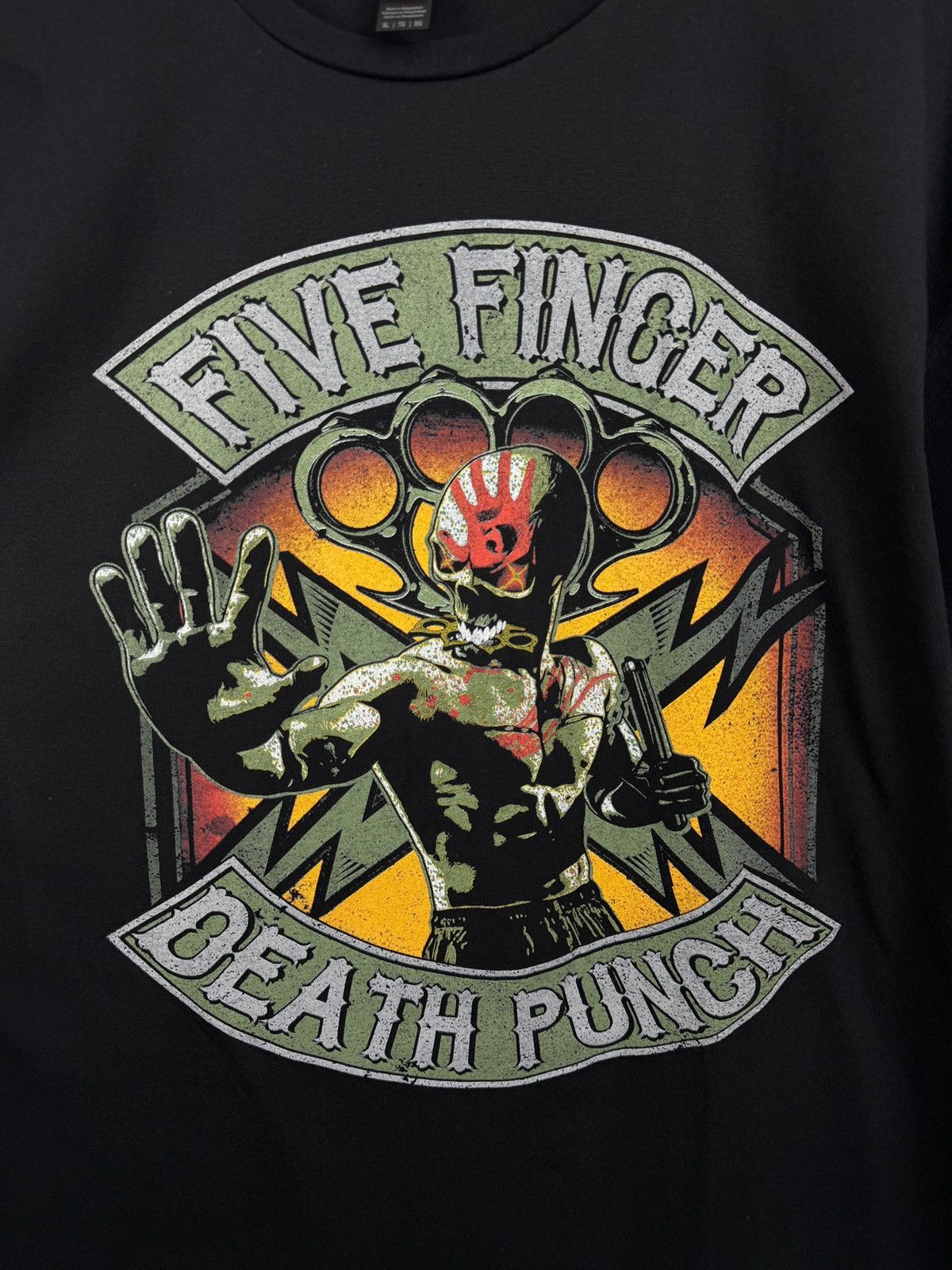 Gildan 🇺🇸💀 Vintage Y2K Five Finger Death Punch 5FDP Groove Metal Tee Size US XL / EU 56 / 4 - 5 Thumbnail