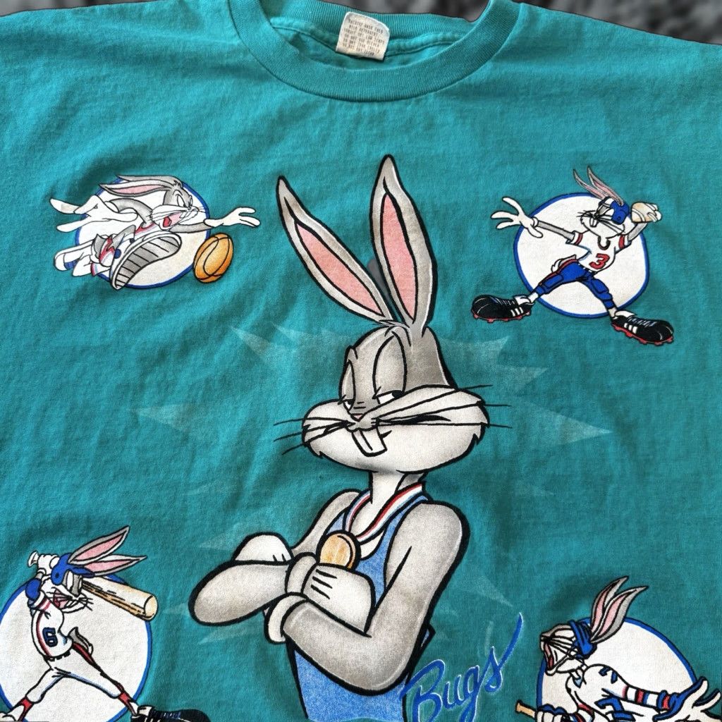 VINTAGE Bugs Bunny T Shirt XL Blue 90s Warner Bros All Around Athlete Hockey Baseball Mens Large Graphic Print