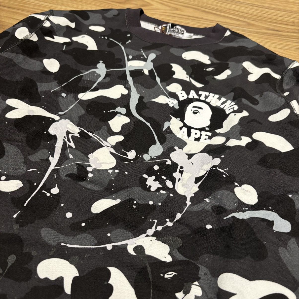 Bape Bape City Camo (Glow In The Dark) Painting Crewneck Size US XL / EU 56 / 4 - 6 Thumbnail