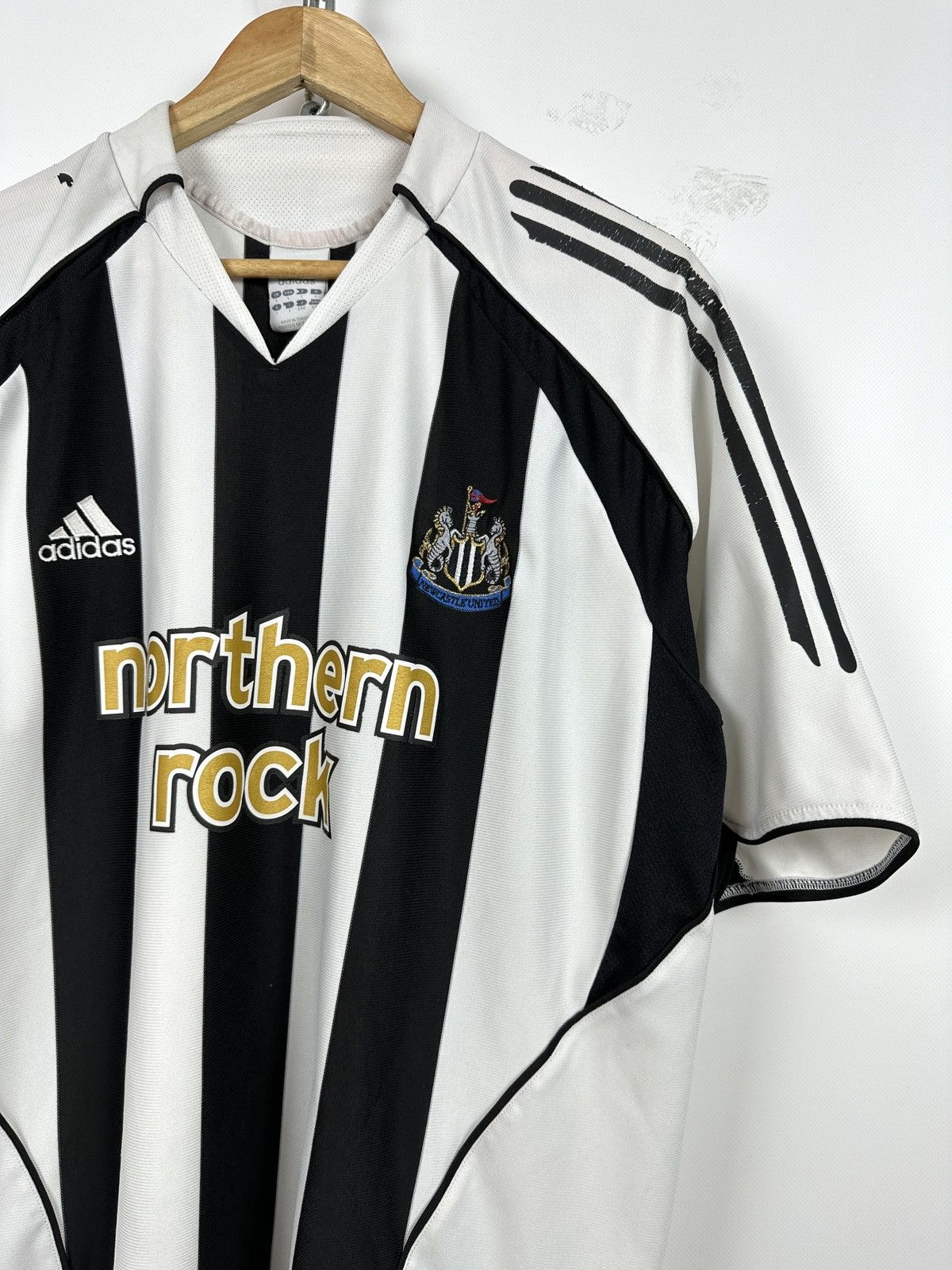 Adidas 2005/07 Adidas Newcastle United Vintage Soccer Jersey Size US L / EU 52-54 / 3 - 3 Thumbnail