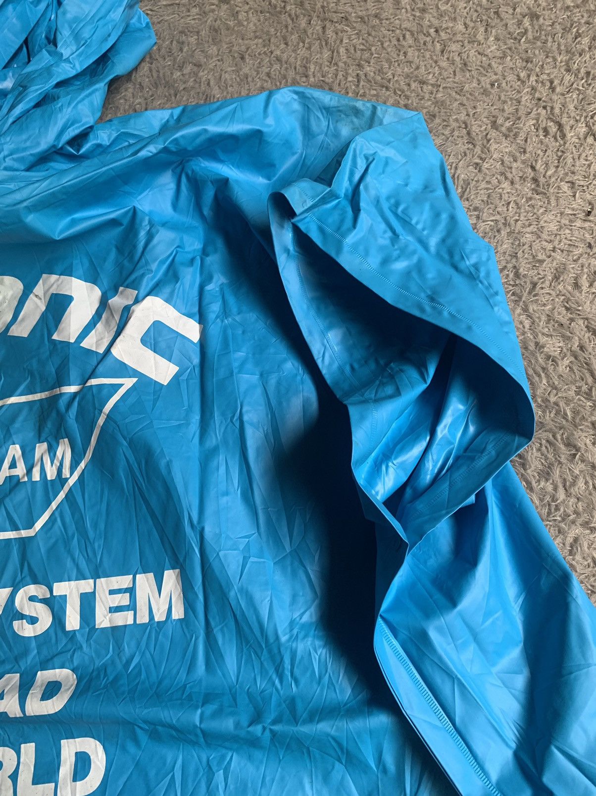 Gear for Sports Vintage 80s 90s Calsonic Racing Team Poncho Rain Jacket Size US XL / EU 56 / 4 - 4 Thumbnail