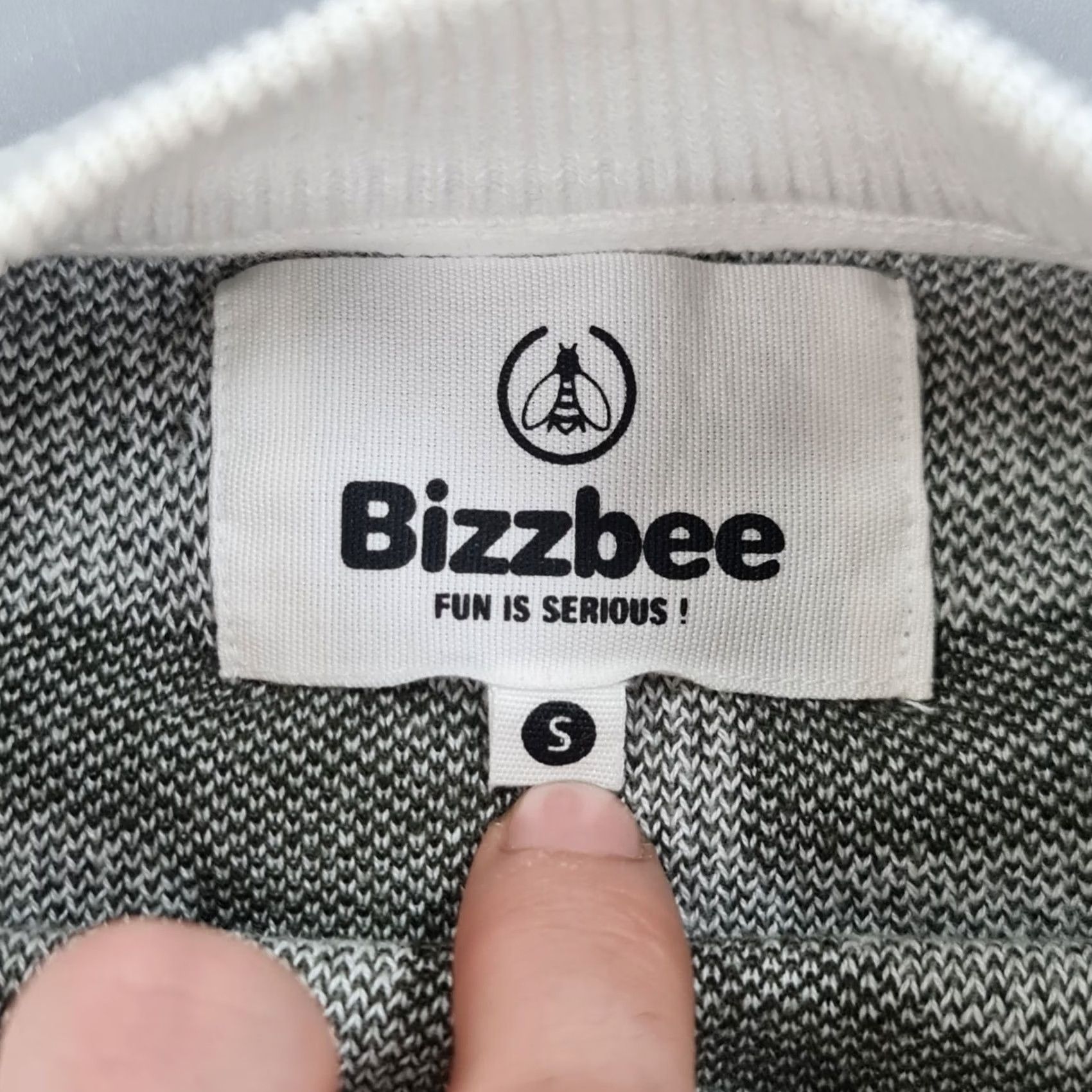 Vintage Bizzbee Jumper Shirt Mens Small White Green All Over Print 100% Cotton Mock Neck Pullover Classic Knit Seasonal Casual Mens Size US S / EU 44-46 / 1 - 3 Thumbnail