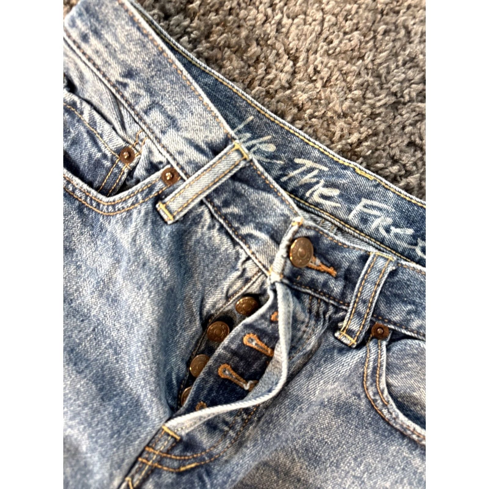 Vintage We The Free People Shorts Women 26 High Rise Denim Distressed Button Fly Casual Denim Shorts Bohemian Festival 5-Pocket Womens XS? Size 26" / US 2 / IT 38 - 6 Thumbnail