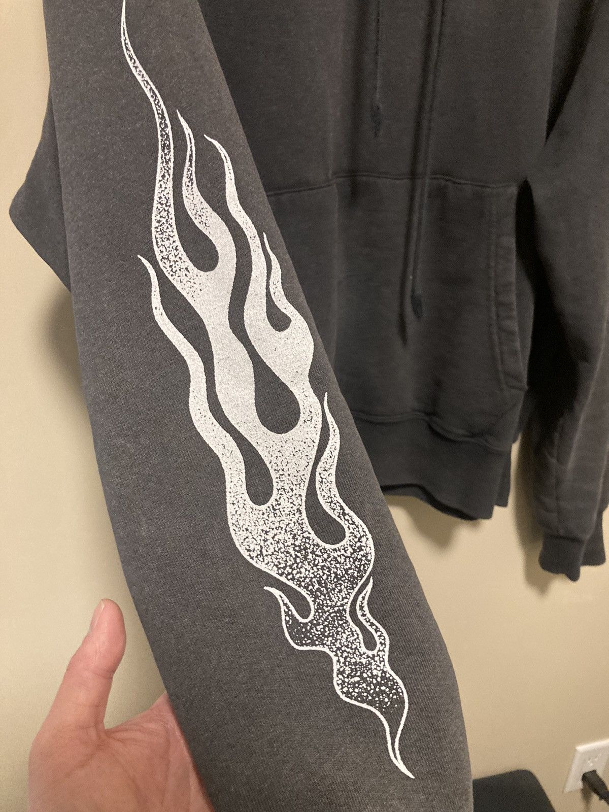 Gallery Dept. Gallery dept OG flame vintage wash hoodie size M Size US M / EU 48-50 / 2 - 3 Thumbnail