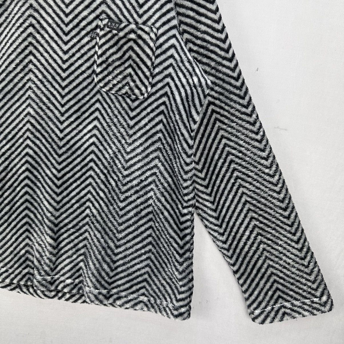 Japanese Brand Vintage A.V.V Homme Pullover Herringbone Fleece Turtle Neck Size US M / EU 48-50 / 2 - 3 Thumbnail