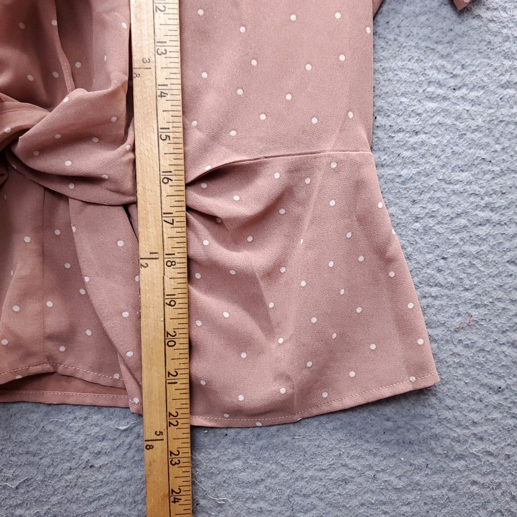 ASTR The Label ASTR The Label Blouse Top Women M Multi Polka Dot Slit Sleeve Knotted Front V-Neck Buttonless Pullover Casual Shirt Size M / US 6-8 / IT 42-44 - 5 Thumbnail