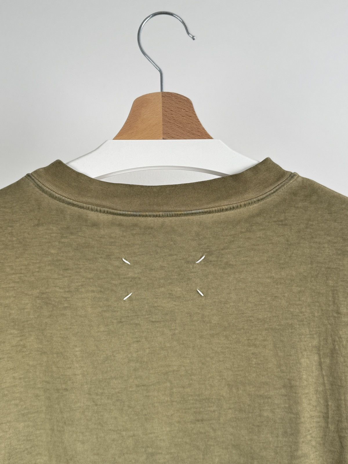 Maison Margiela Maison Margiela big logo t-shirt (L) Size US L / EU 52-54 / 3 - 4 Thumbnail