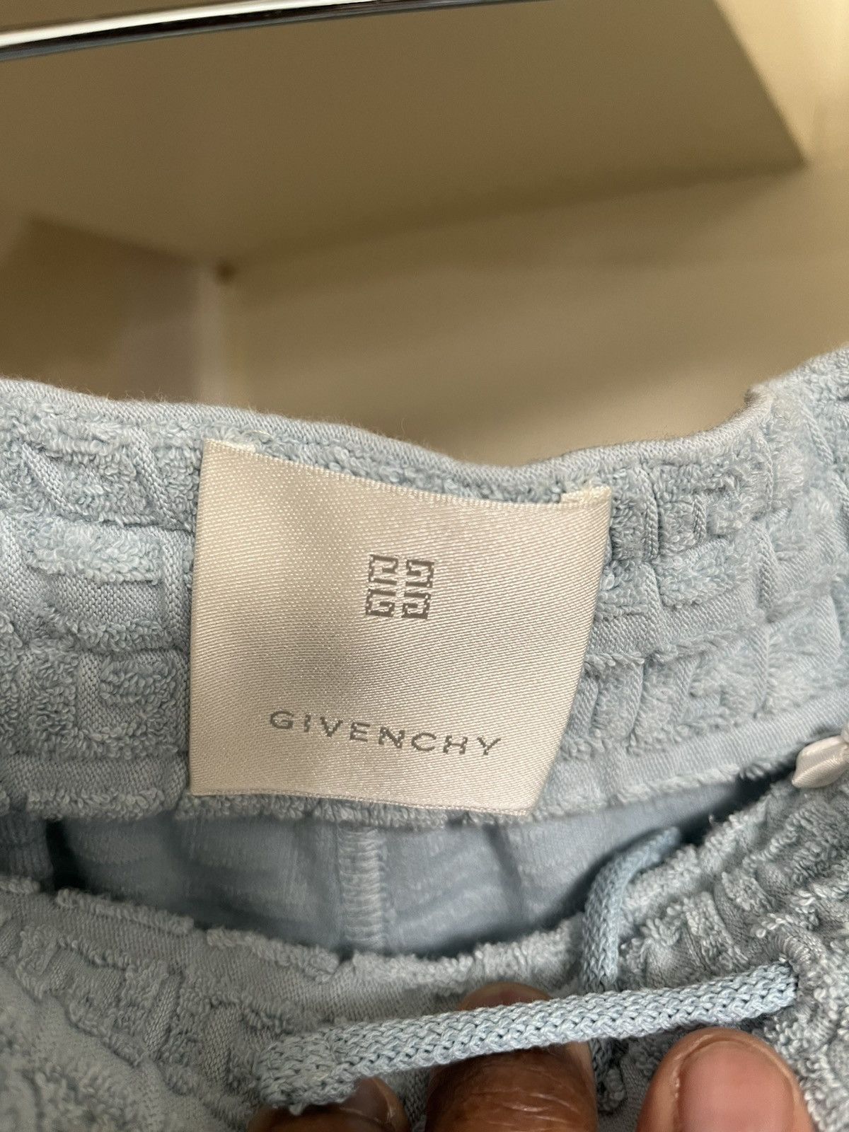 Givenchy Givenchy Shorts Sz XL Size US 36 / EU 52 - 4 Thumbnail