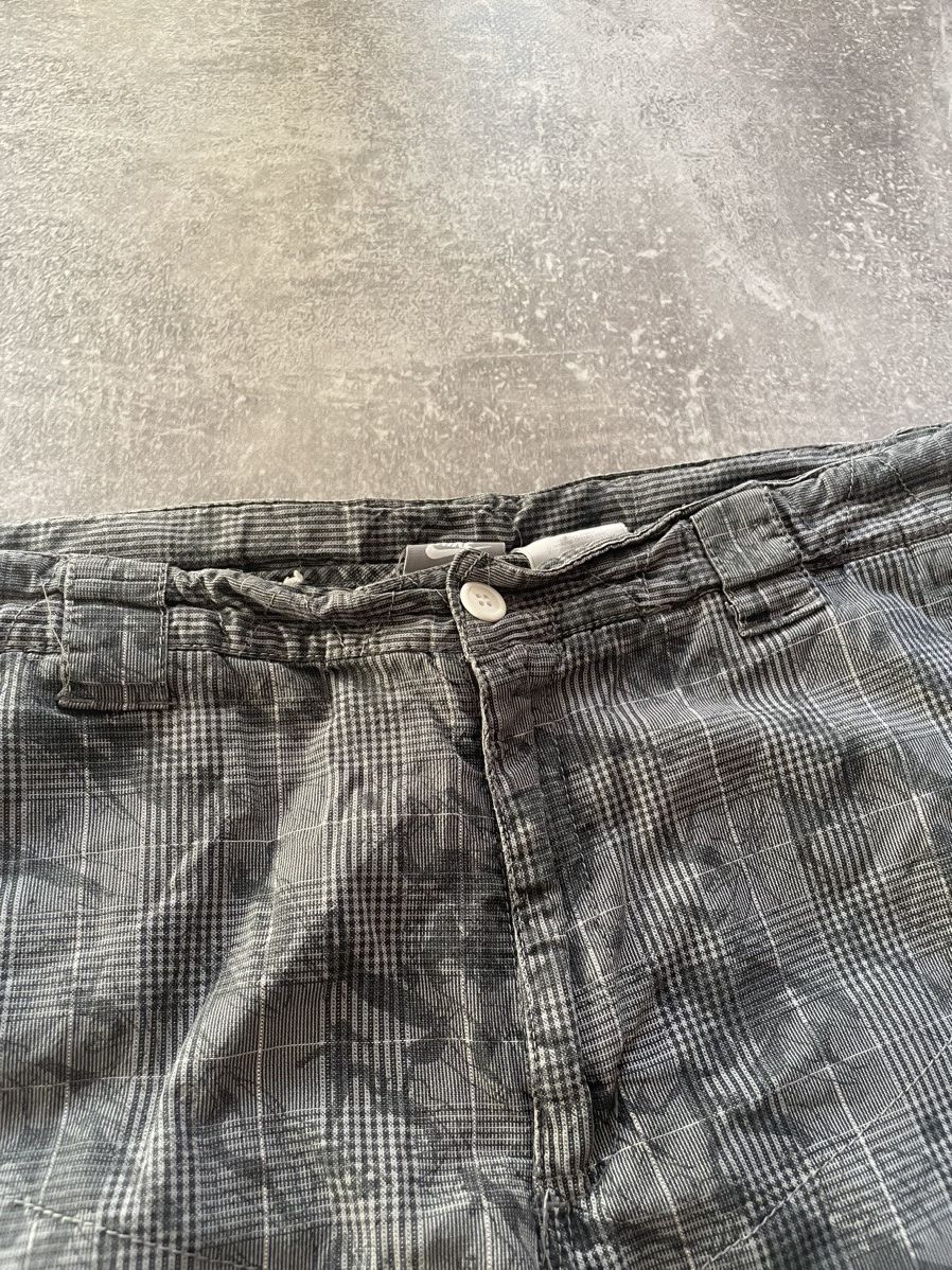 Nike × Vintage Vintage Nike Cargo Shorts Y2K Size US 32 / EU 48 - 8 Thumbnail
