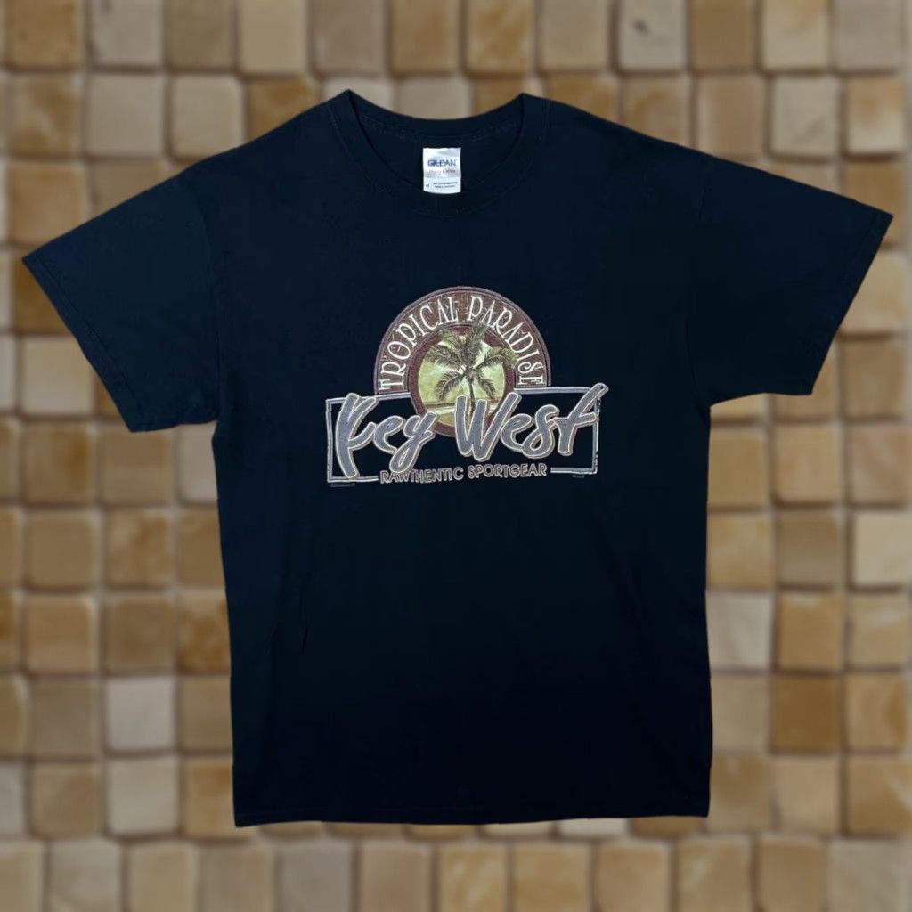Gildan Key West “Tropical Paradise” Souvenir Spellout Graphic Black T-Shirt Medium Mens Regular Short Sleeve Gildan Size US M / EU 48-50 / 2 - 1 Thumbnail