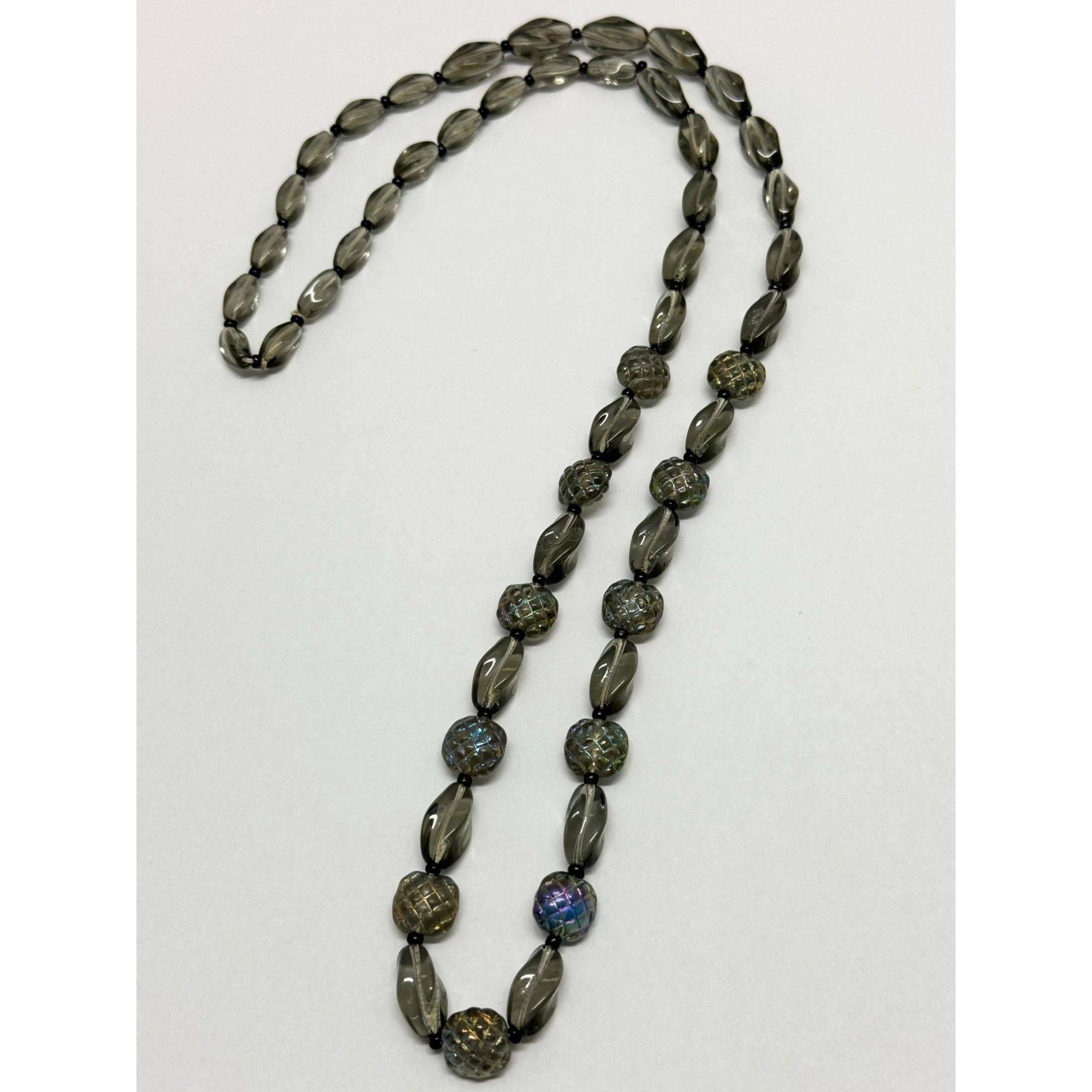 Vintage Vintage Iridescent grey Czech glass beaded necklace Size ONE SIZE - 4 Thumbnail