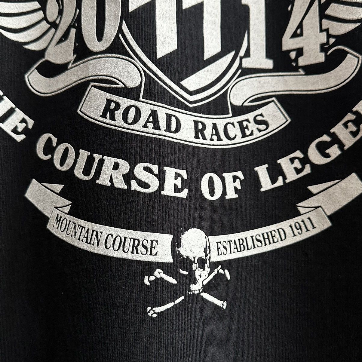 Vintage Vintage Isle of Man TT Moto Racing T-Shirt Size US XL / EU 56 / 4 - 6 Thumbnail