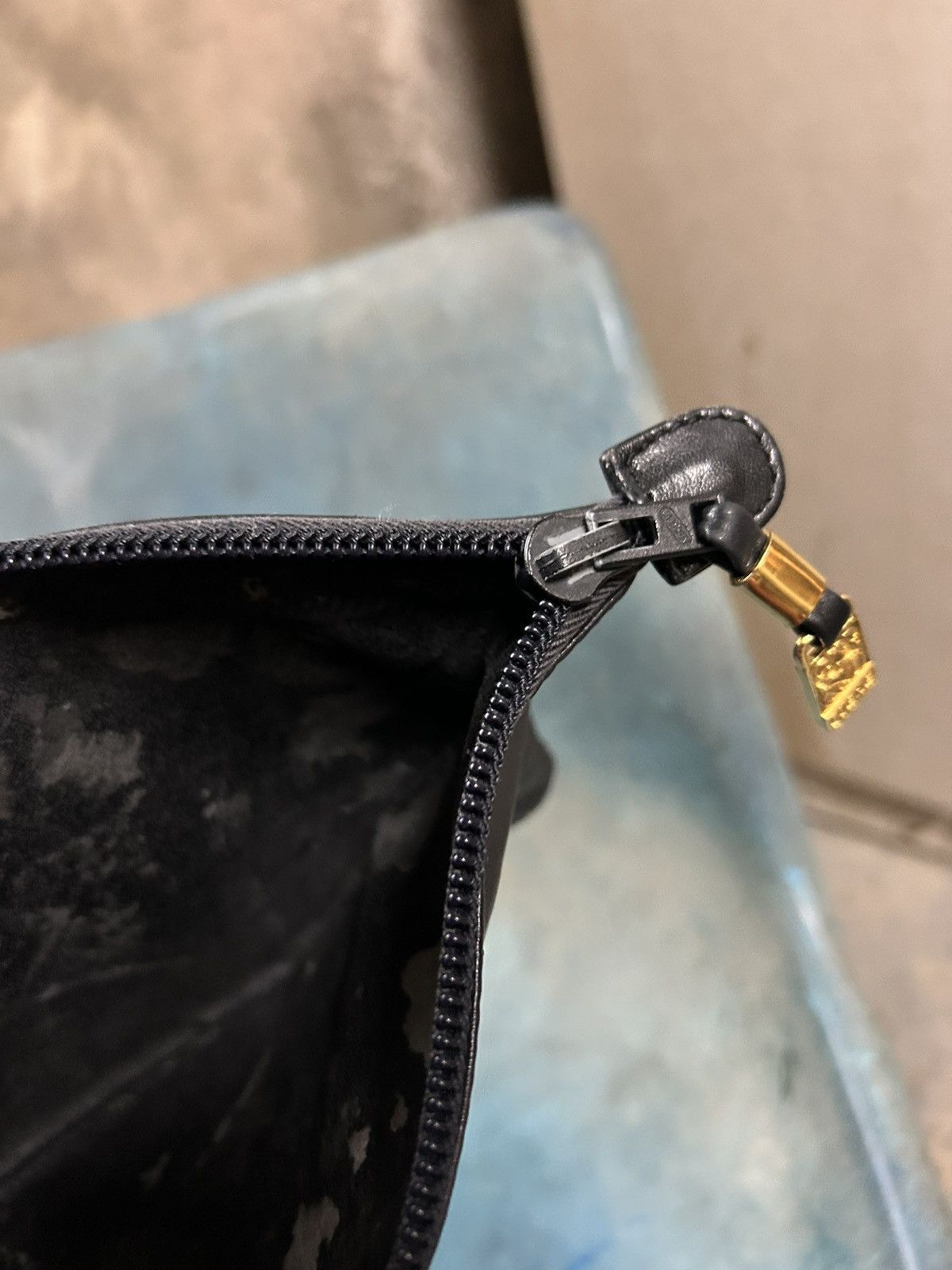 Loewe 90s Heritage Black Nappa Anagram Leather Pouch/Clutch Size ONE SIZE - 9 Thumbnail