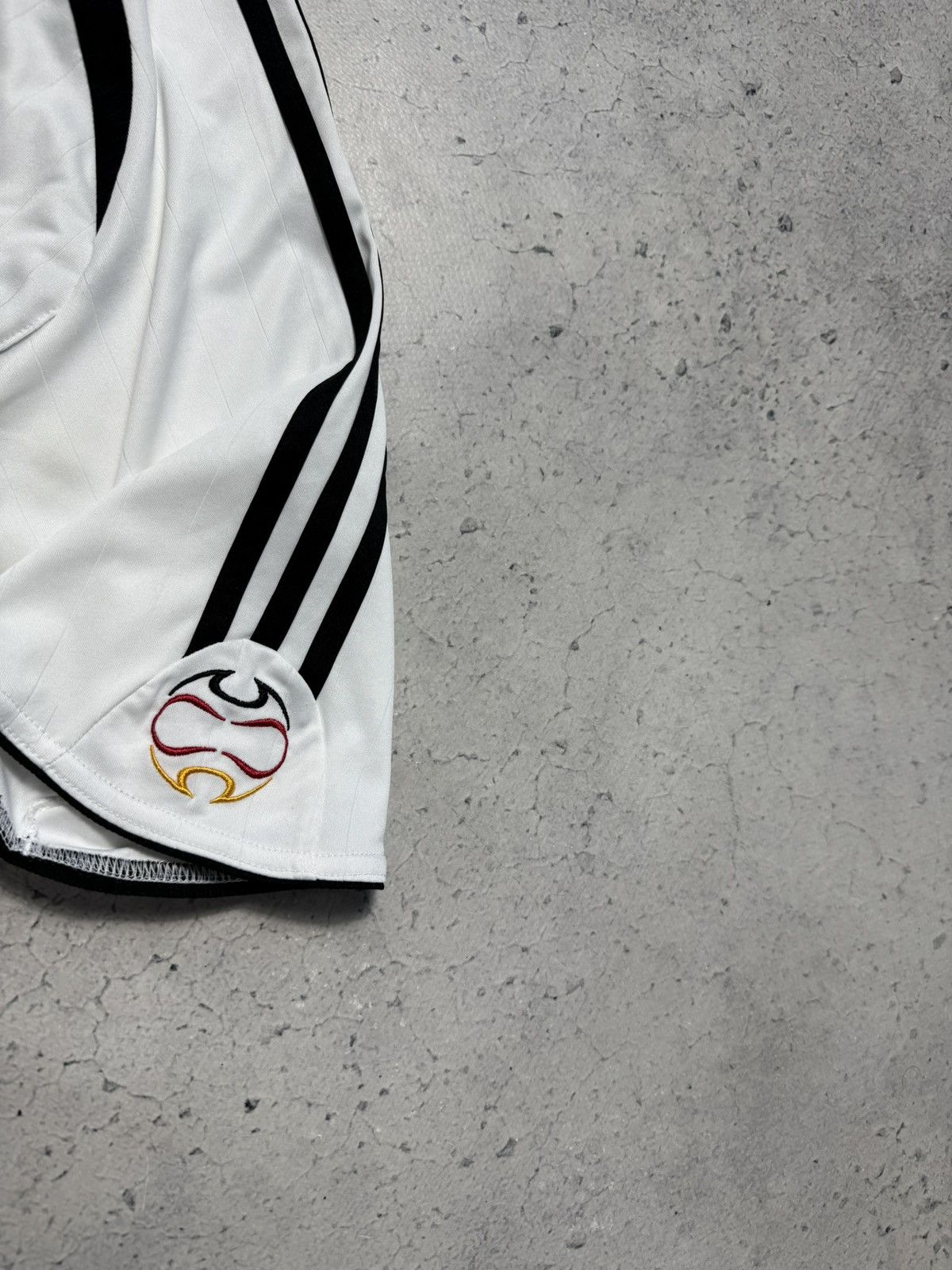 Adidas Adidas Germany Deutschland 2005/2006 Vintage Soccer Jersey Size US XL / EU 56 / 4 - 8 Thumbnail