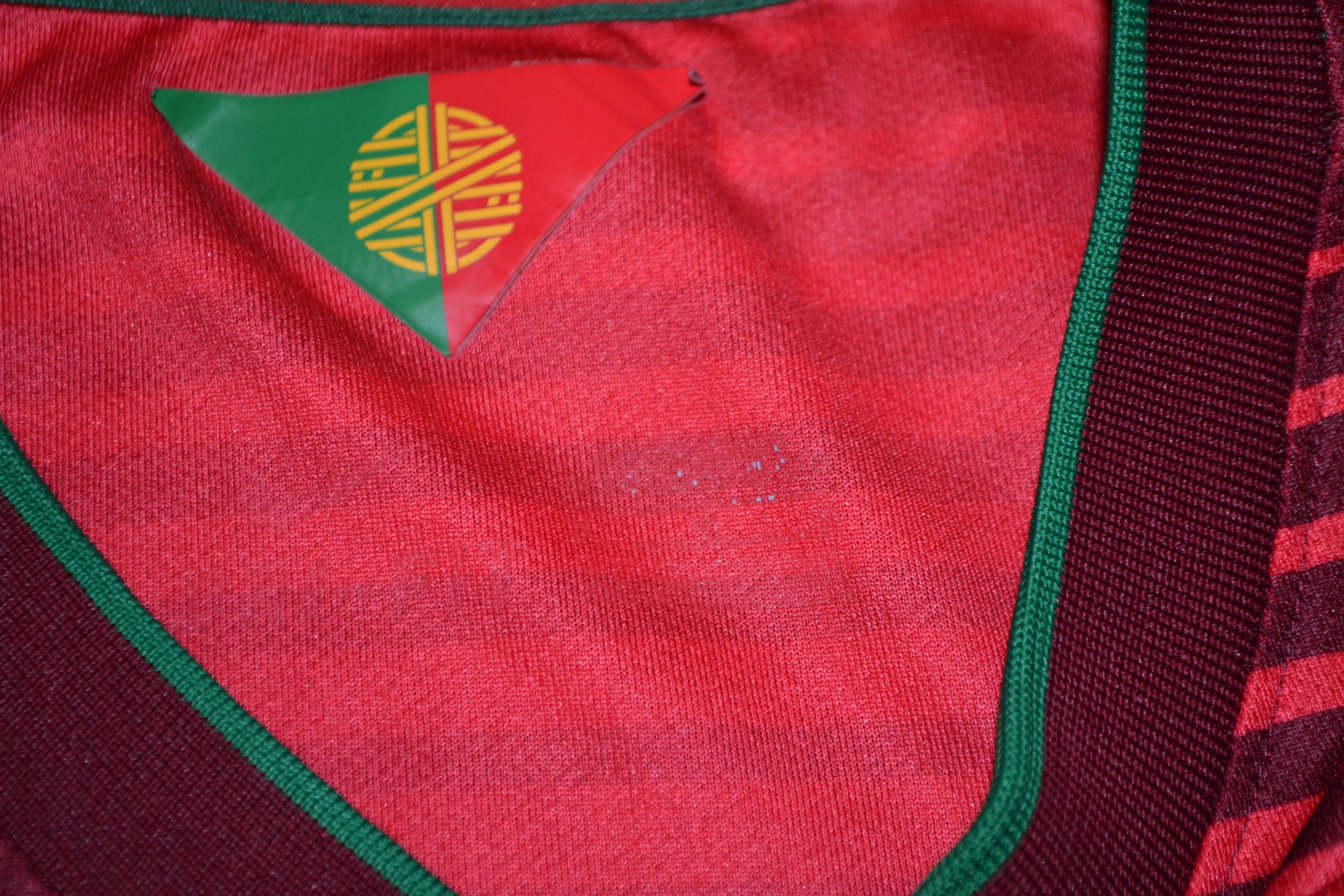 Nike Portugal Home Kit Shirt 2014 2015 Soccer Jersey Camiseta Size US M / EU 48-50 / 2 - 3 Thumbnail