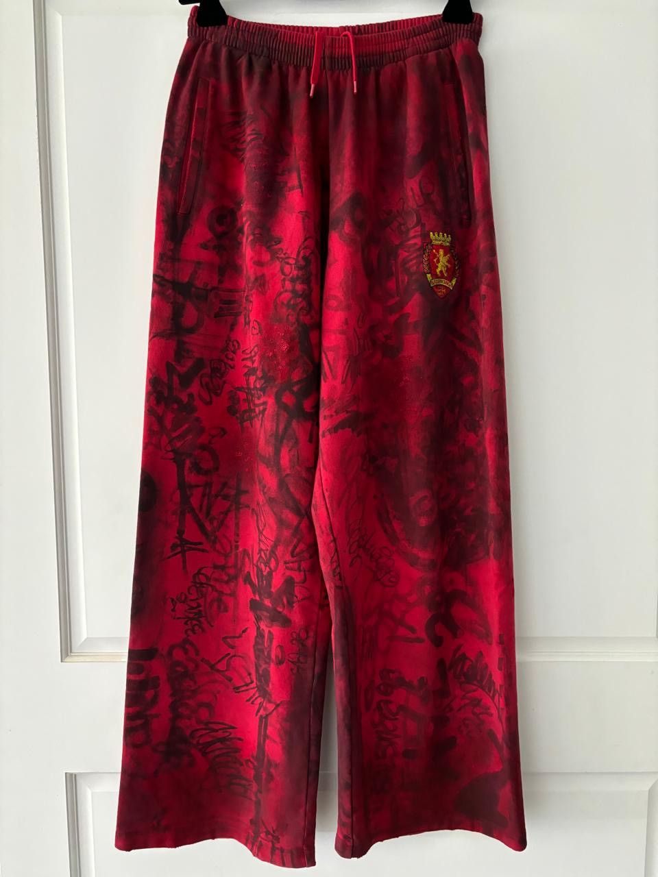 Pre-owned Balenciaga Graffiti Skater Print Sweatpants In Red
