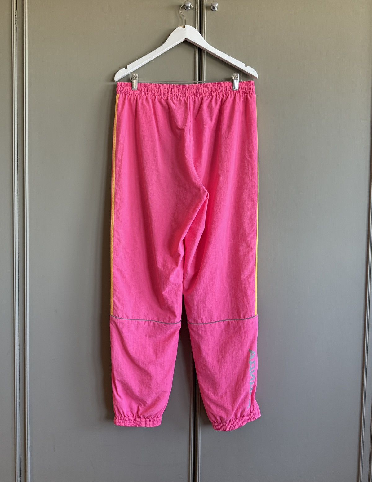 Adidas × Gosha Rubchinskiy SS 2018 Hi Vis Pink Track Pants Rare Size US 34 / EU 50 - 3 Thumbnail