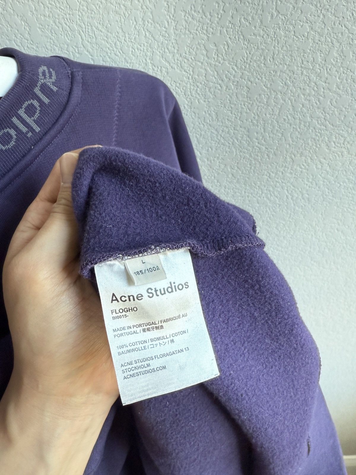 Acne Studios FW18 Neck Logo Plum Sweatshirt Size US L / EU 52-54 / 3 - 5 Thumbnail