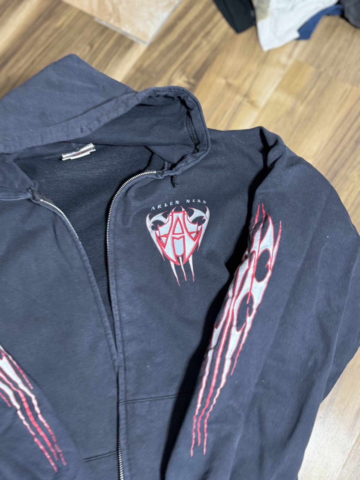 Vintage Vintage 90s Arlen Ness Grunge Faded Printed Hoodie allstyle Size US XL / EU 56 / 4 - 8 Thumbnail