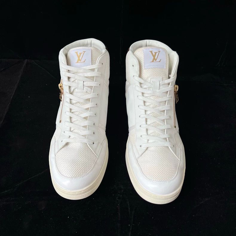 Louis Vuitton Louis Vuitton White Zipper High Top Board Shoes Size US 9.5 / EU 42-43 - 2 Thumbnail