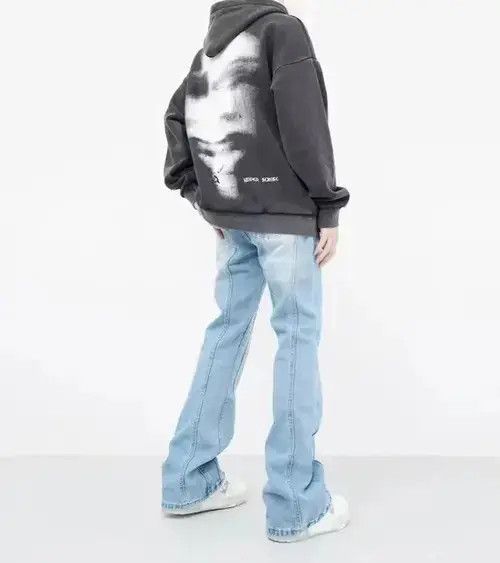 Designer Retro blurred face design printed hoodie jacket Size US L / EU 52-54 / 3 - 1 Thumbnail
