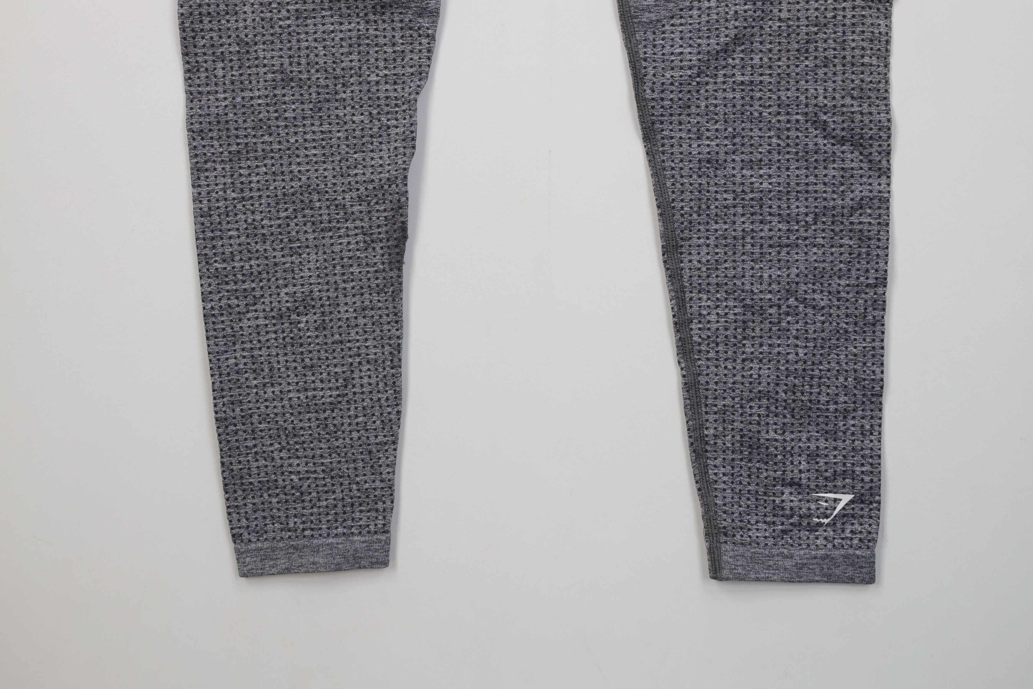 Gymshark Gymshark Gym Yoga Running Workout Leggings Pants Gray Size 29" - 10 Thumbnail