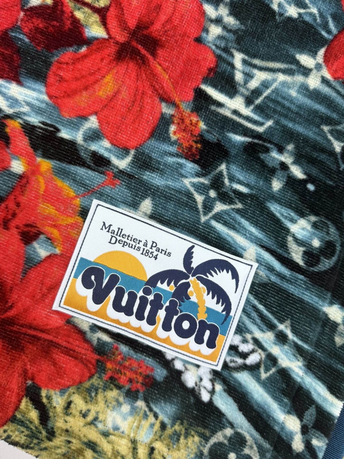 Louis Vuitton × Pharrell MONOGRAM PRINT BEACH TOWEL Size ONE SIZE - 8 Thumbnail