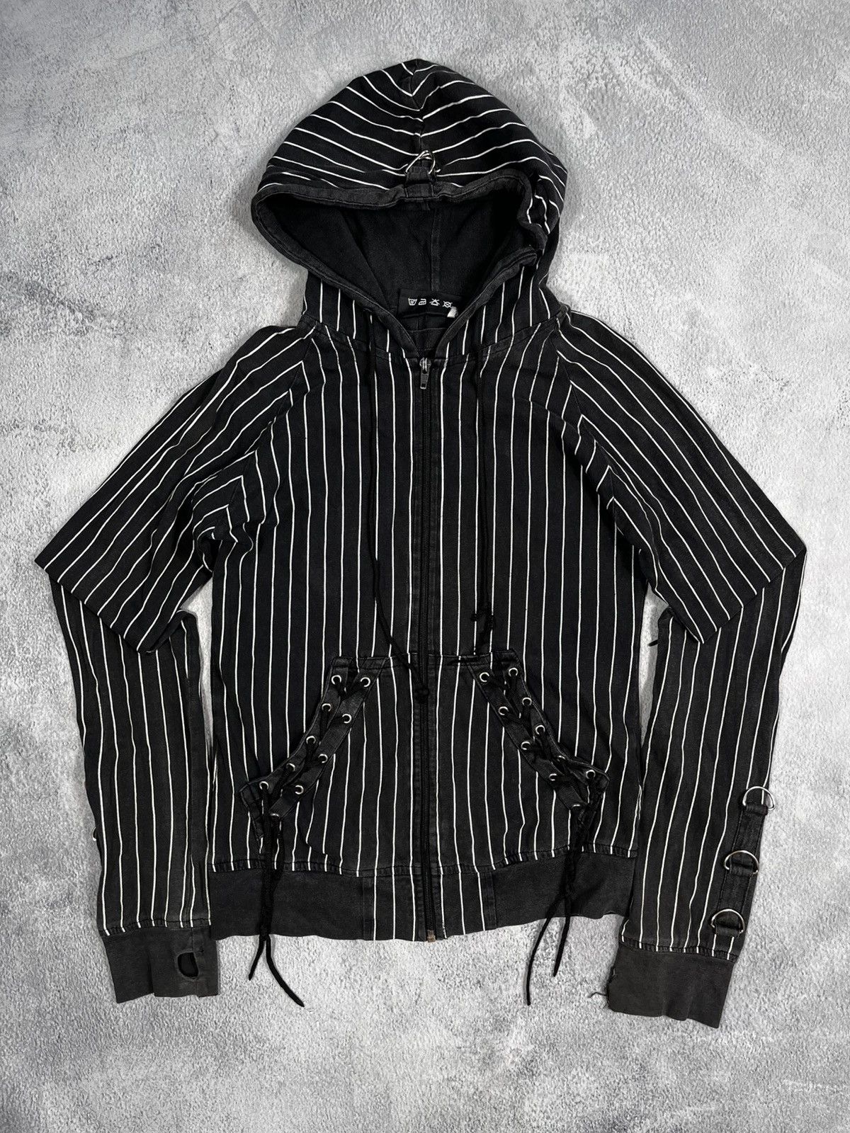 Japanese Brand × Vintage Vintage Y2K striped bondage ghotic wings zip hoodie Size M / US 6-8 / IT 42-44 - 3 Thumbnail
