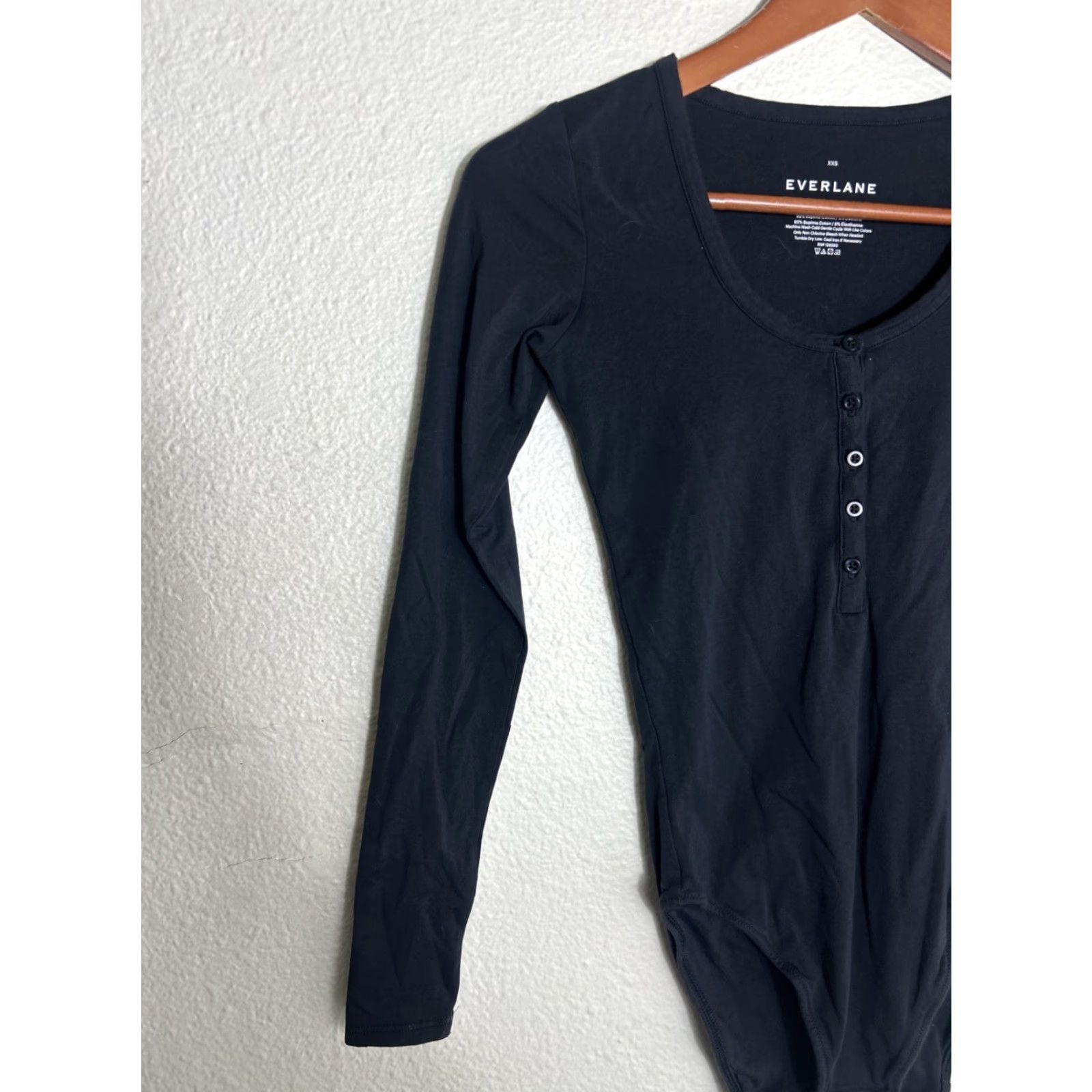 Everlane Everlane Bodysuit Shirt Woman XXS Black Henley Long Sleeve 1/2 Button Supima Cotton Size XXS / US 00 / IT 34 - 2 Thumbnail
